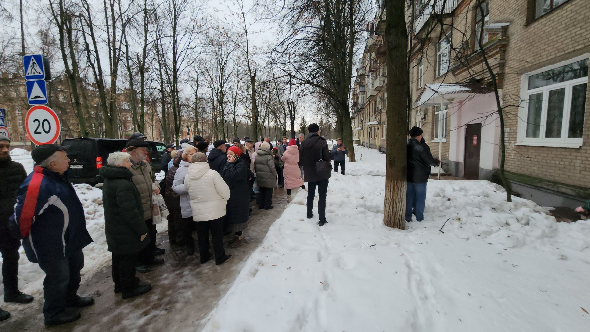 Алашеев, герой советского союза, мемориальная доска, открытие, Маяковского 13, Дом Летчиков, Аубакиров,