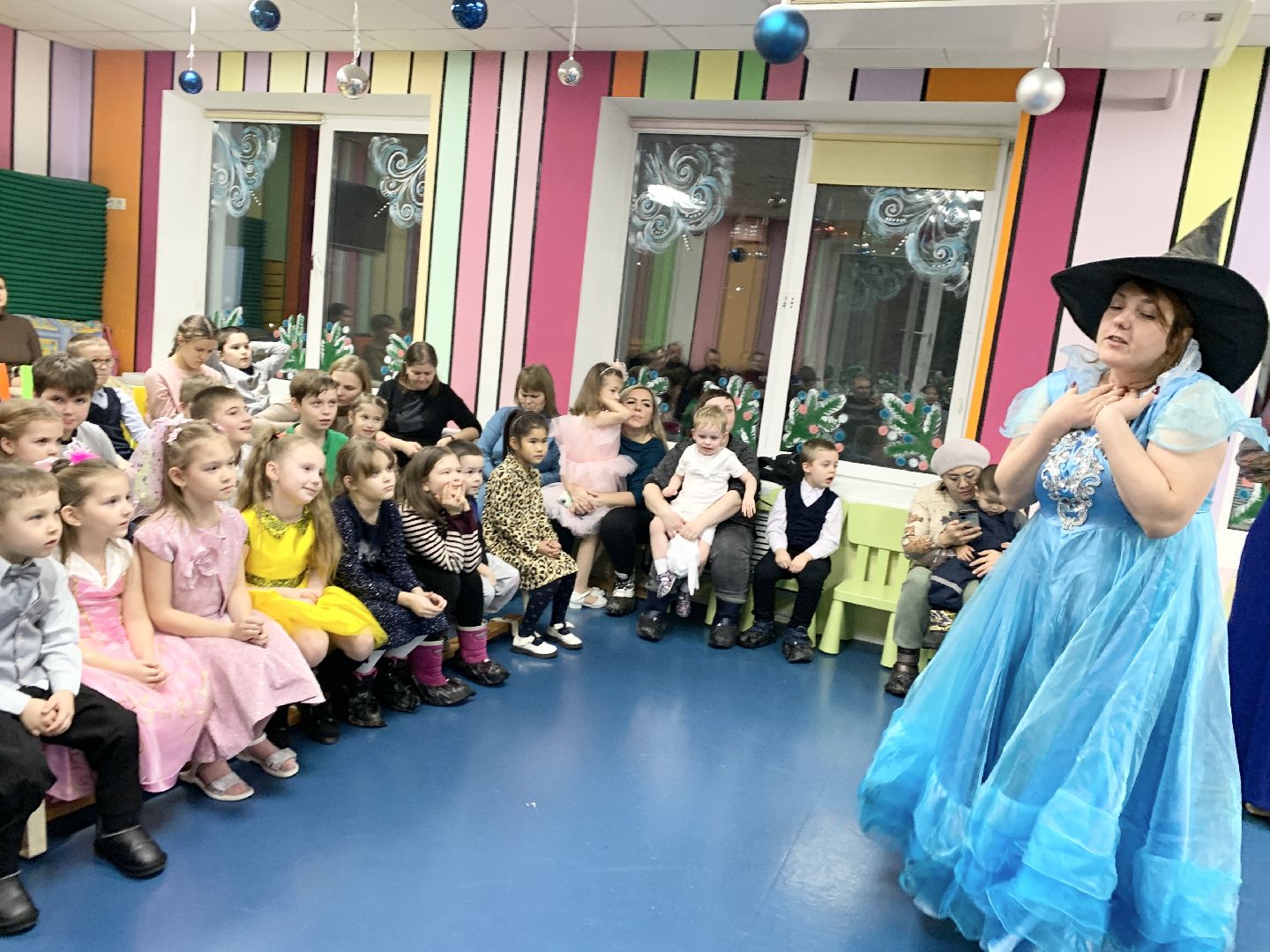 Балашиха, Подмосковье, Общество, Детский реабилитационный центр Балашихинский, Новогодние елки, Спектакли, Подарки, Благотворители,