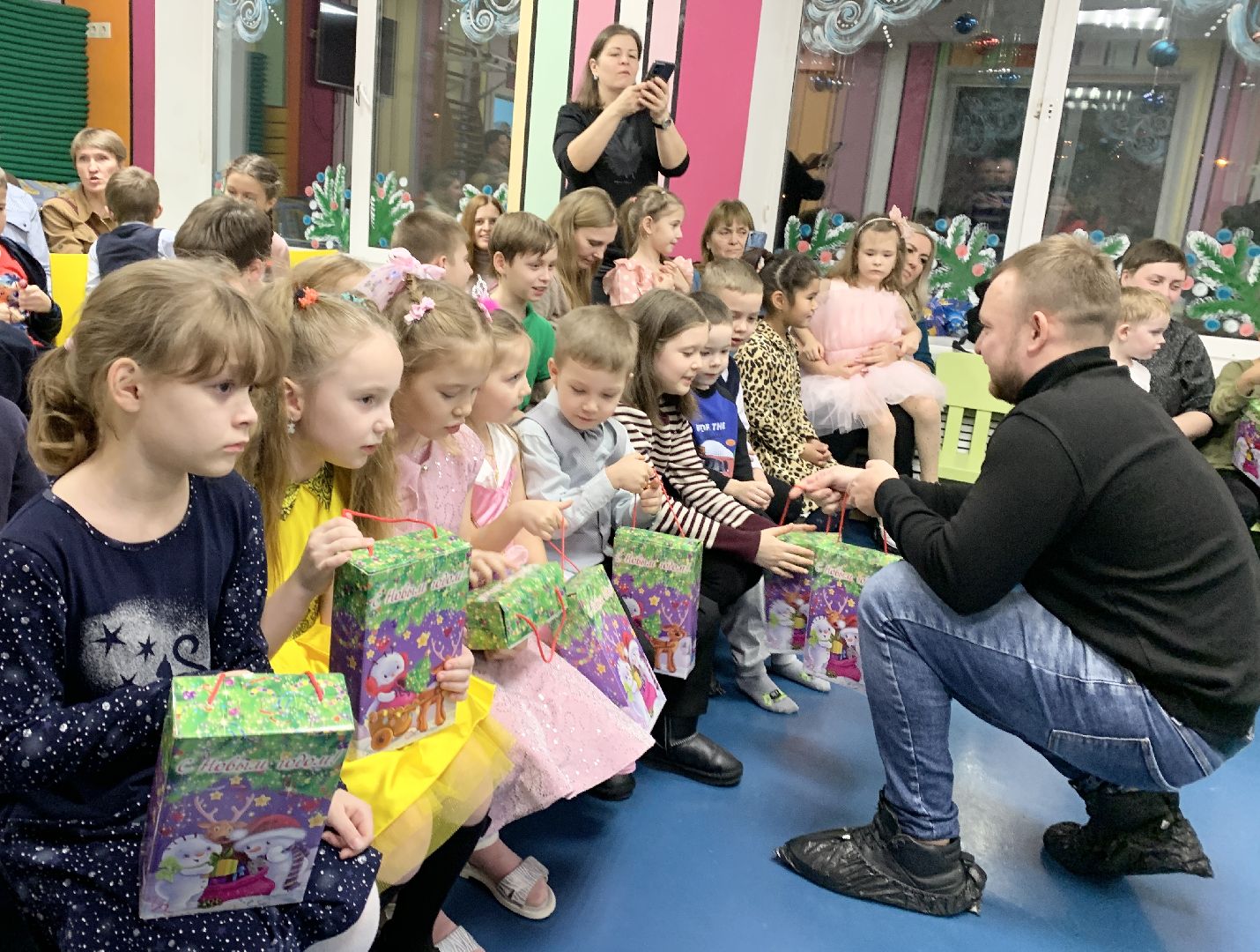 Балашиха, Подмосковье, Общество, Детский реабилитационный центр Балашихинский, Новогодние елки, Спектакли, Подарки, Благотворители,