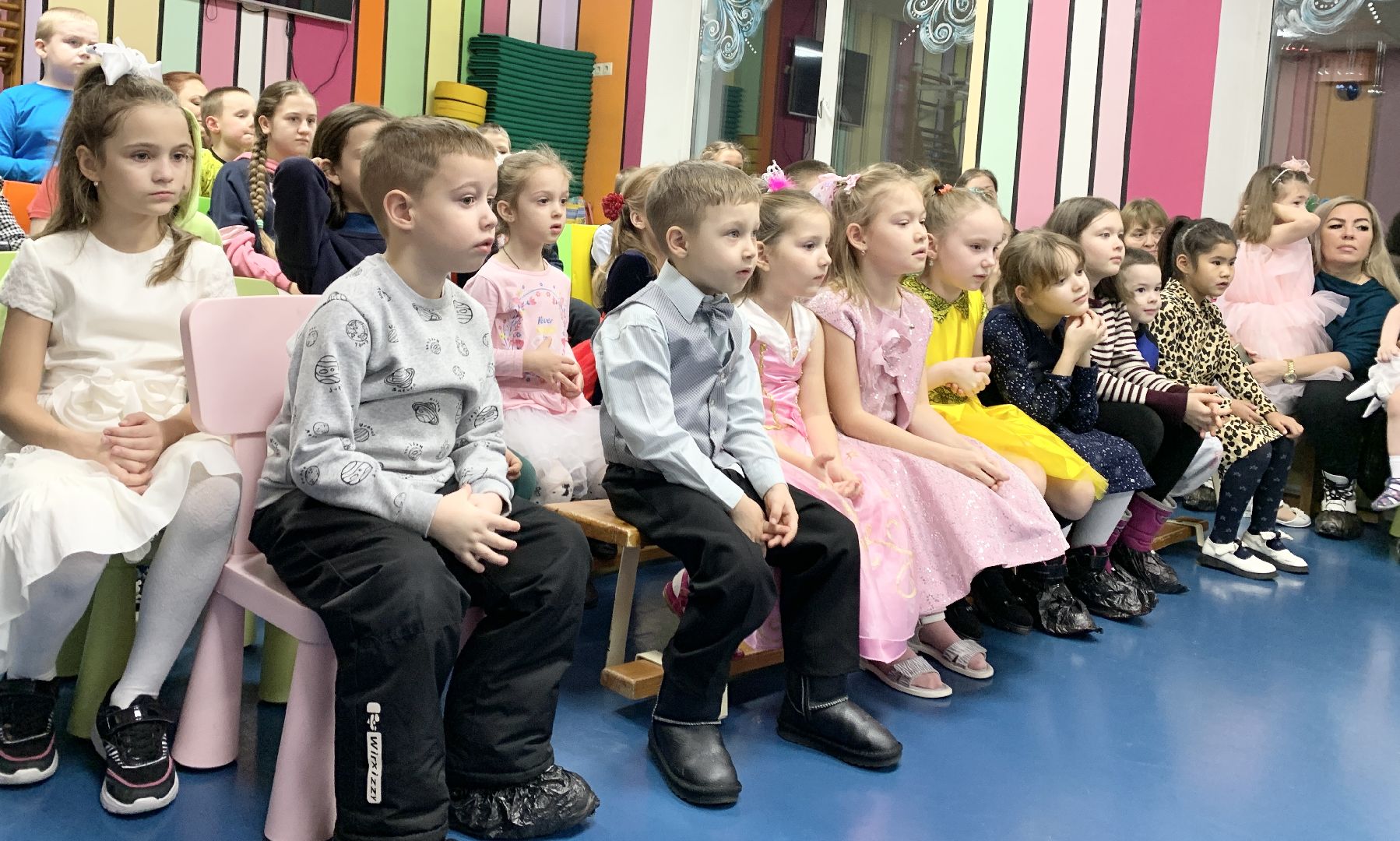 Балашиха, Подмосковье, Общество, Детский реабилитационный центр Балашихинский, Новогодние елки, Спектакли, Подарки, Благотворители,