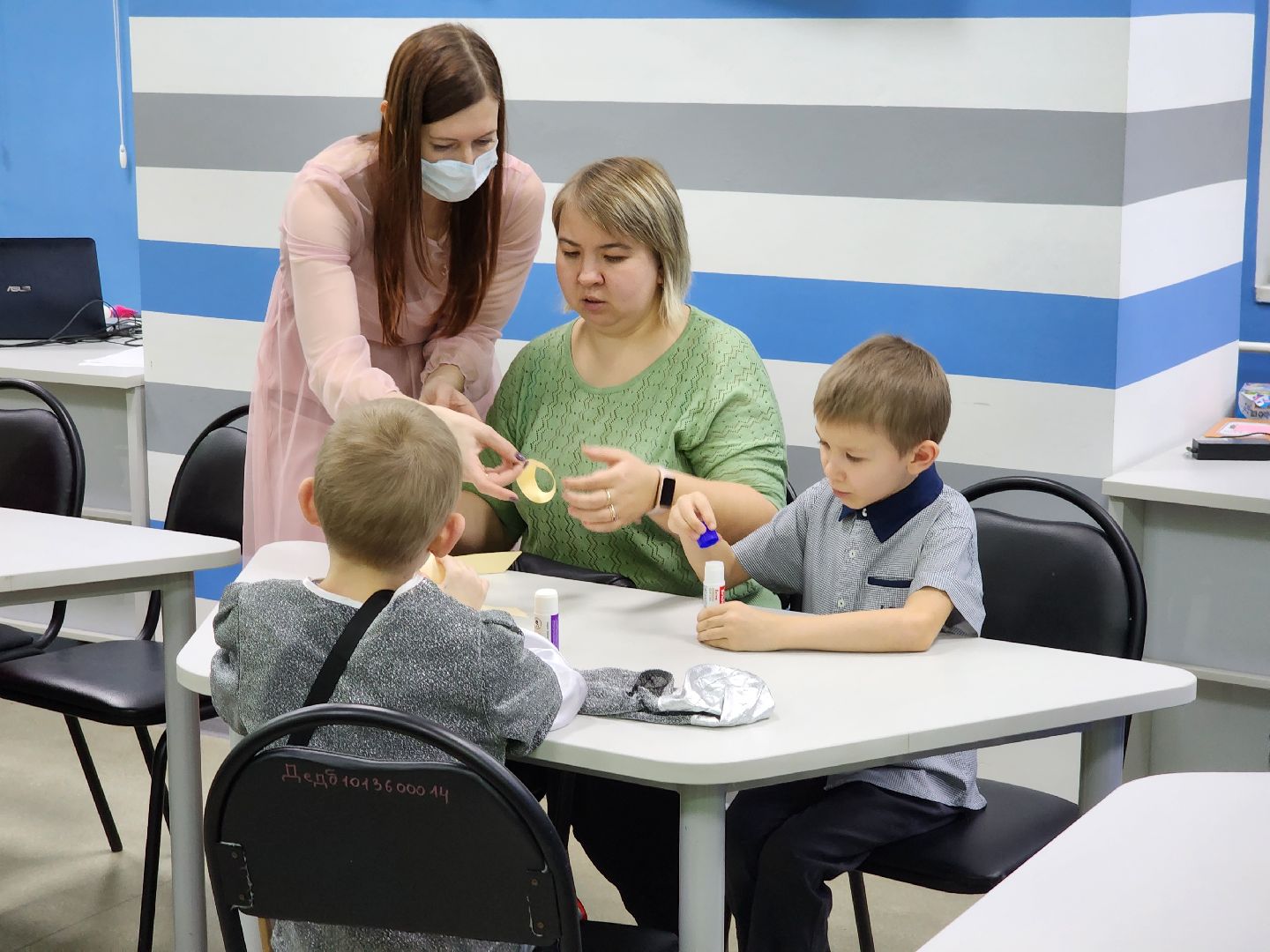 Дети, елка желаний, Новый год, благотворительая акция,