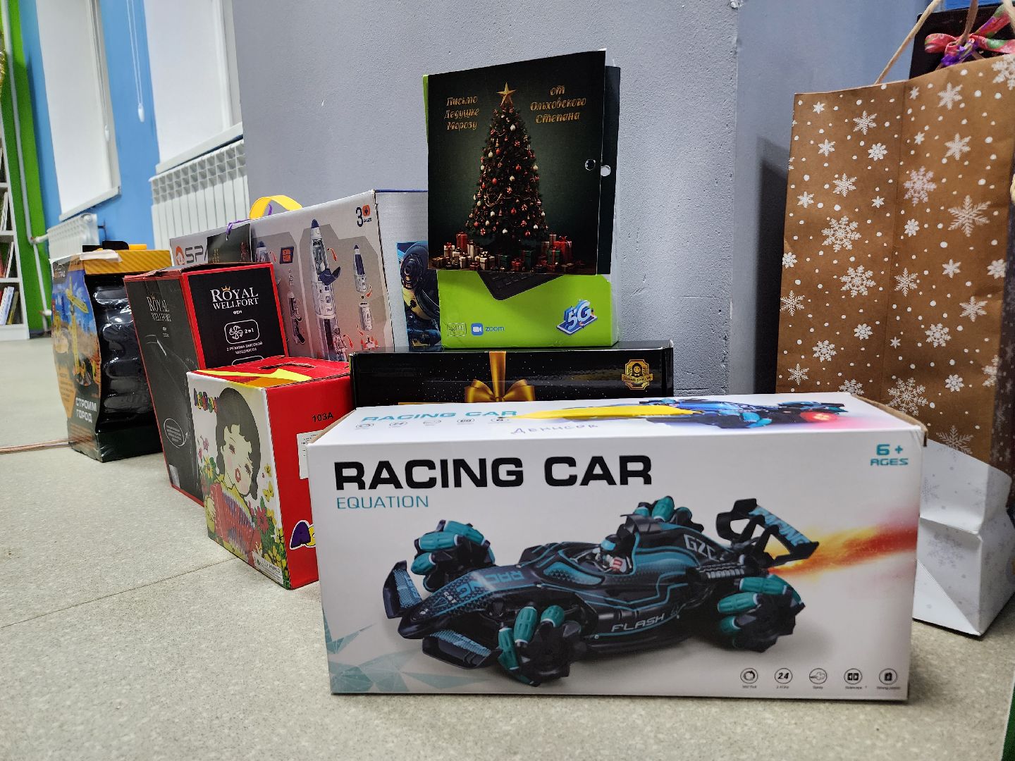 Дети, елка желаний, Новый год, благотворительая акция,