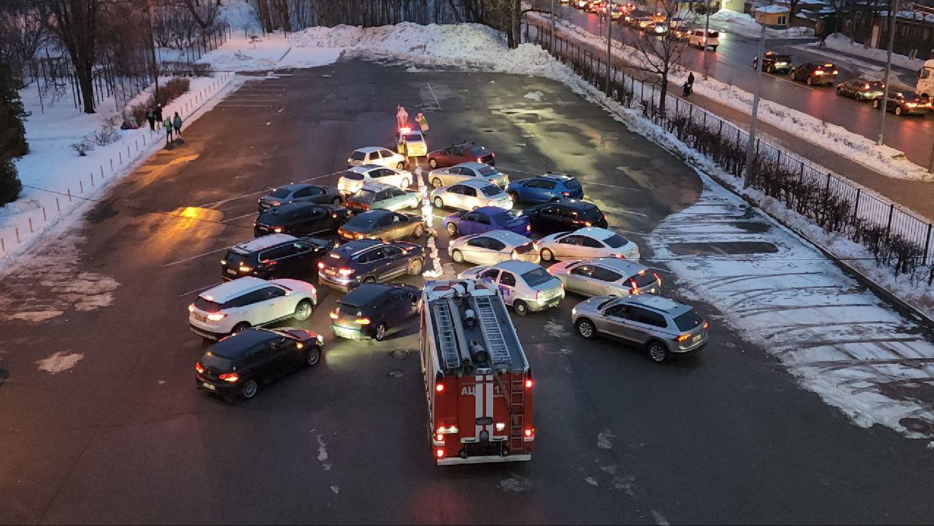 мытищи, новый год, молодежный центр импульс, флешмоб, Автофлешмоб,