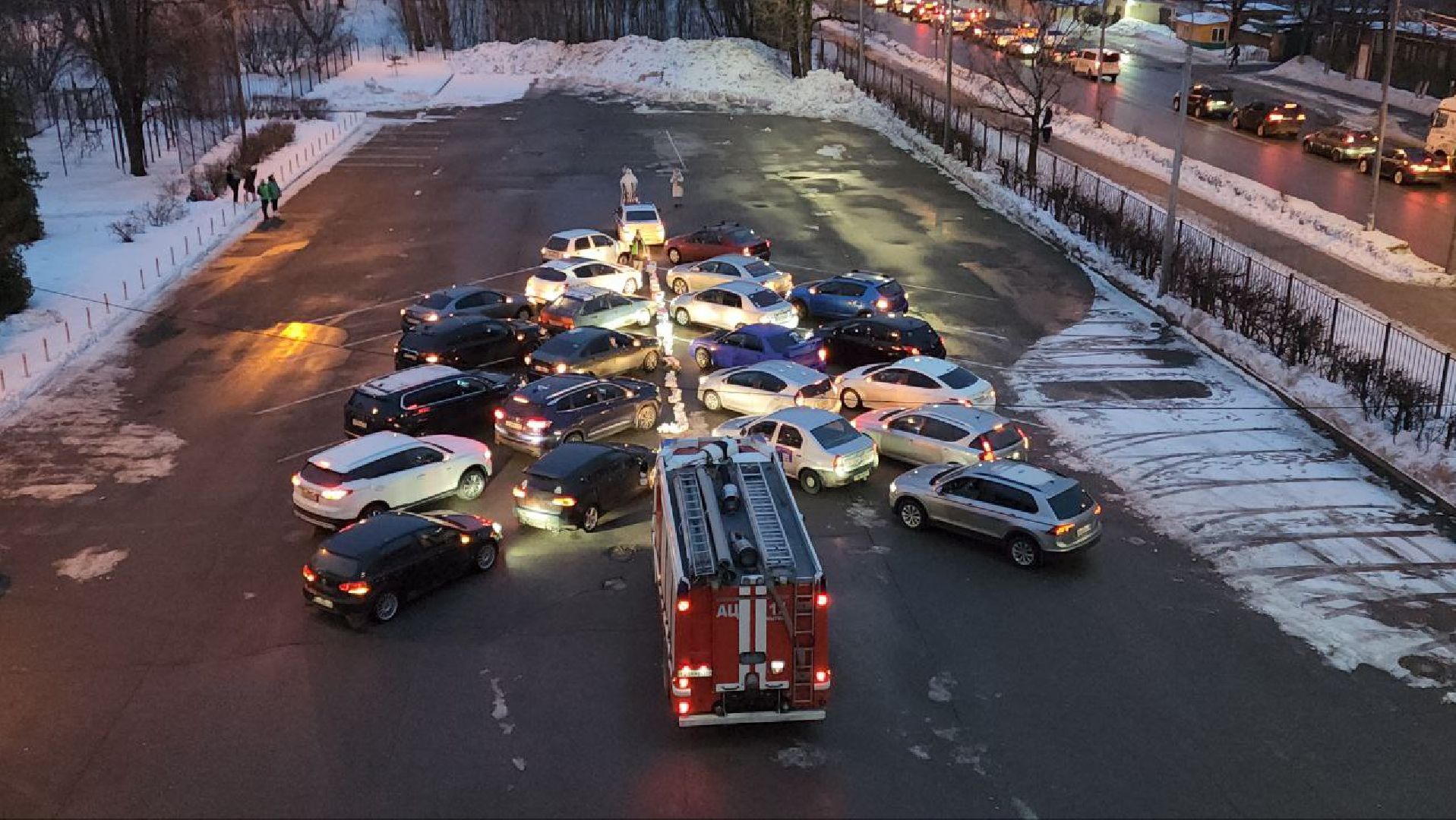 мытищи, новый год, молодежный центр импульс, флешмоб, Автофлешмоб,