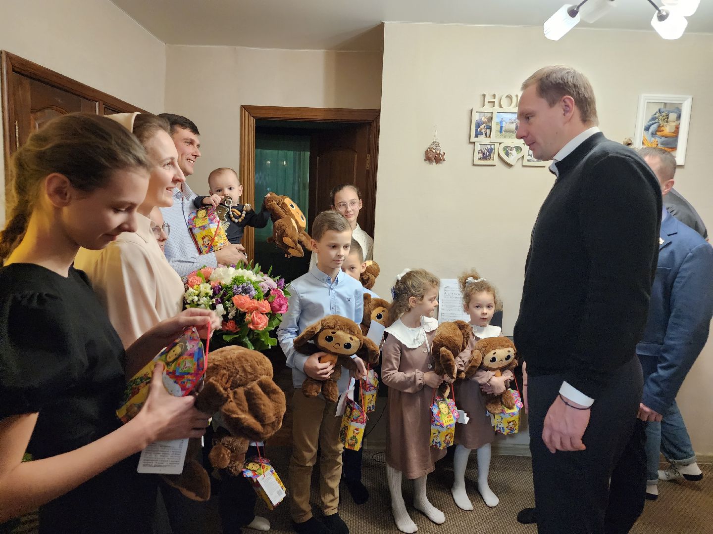 многодетная семья, глава округа, Поздравление, Снмья, Новый год,