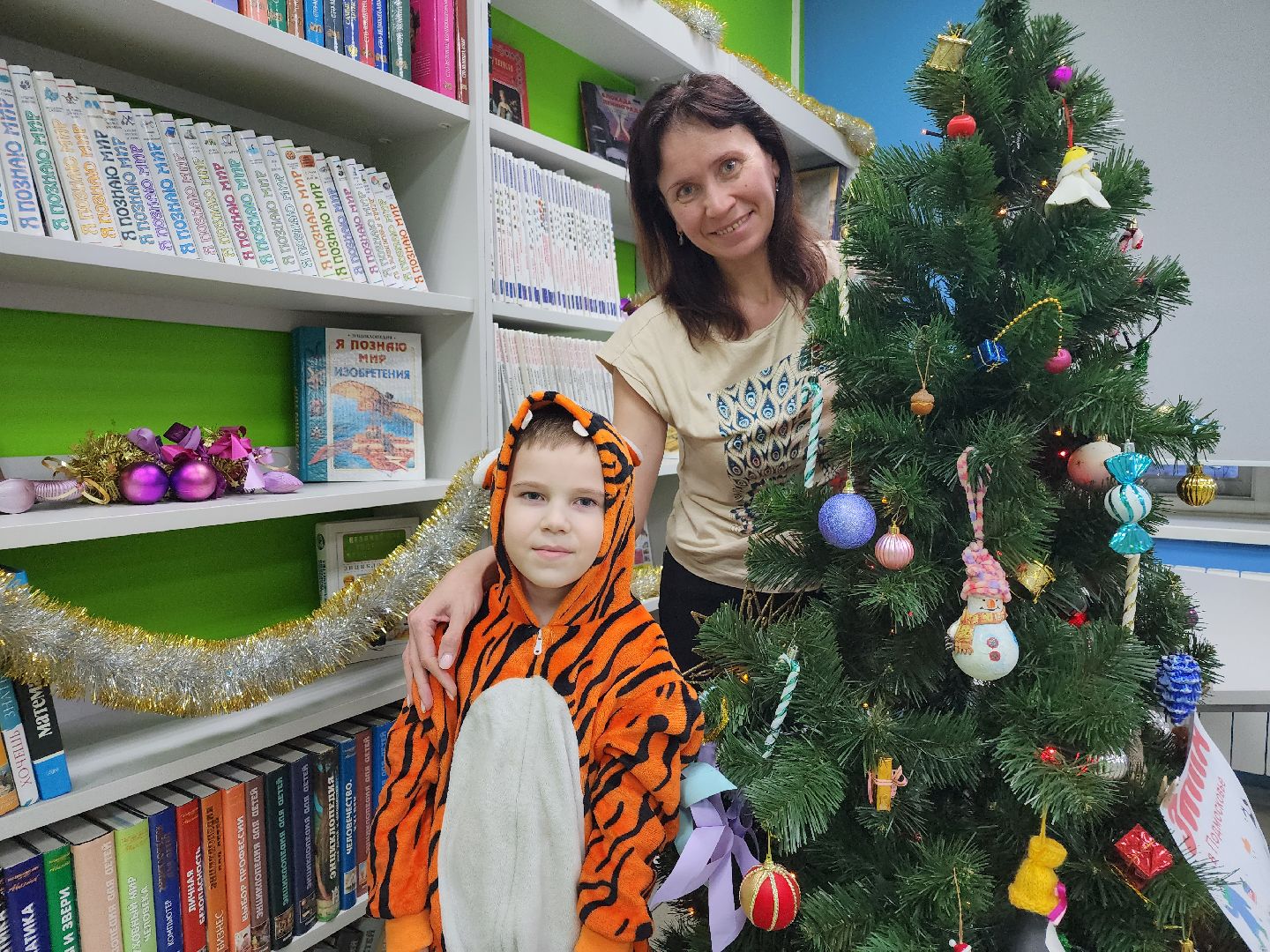 Карнавал, ёлка, Праздник, Библиотека,