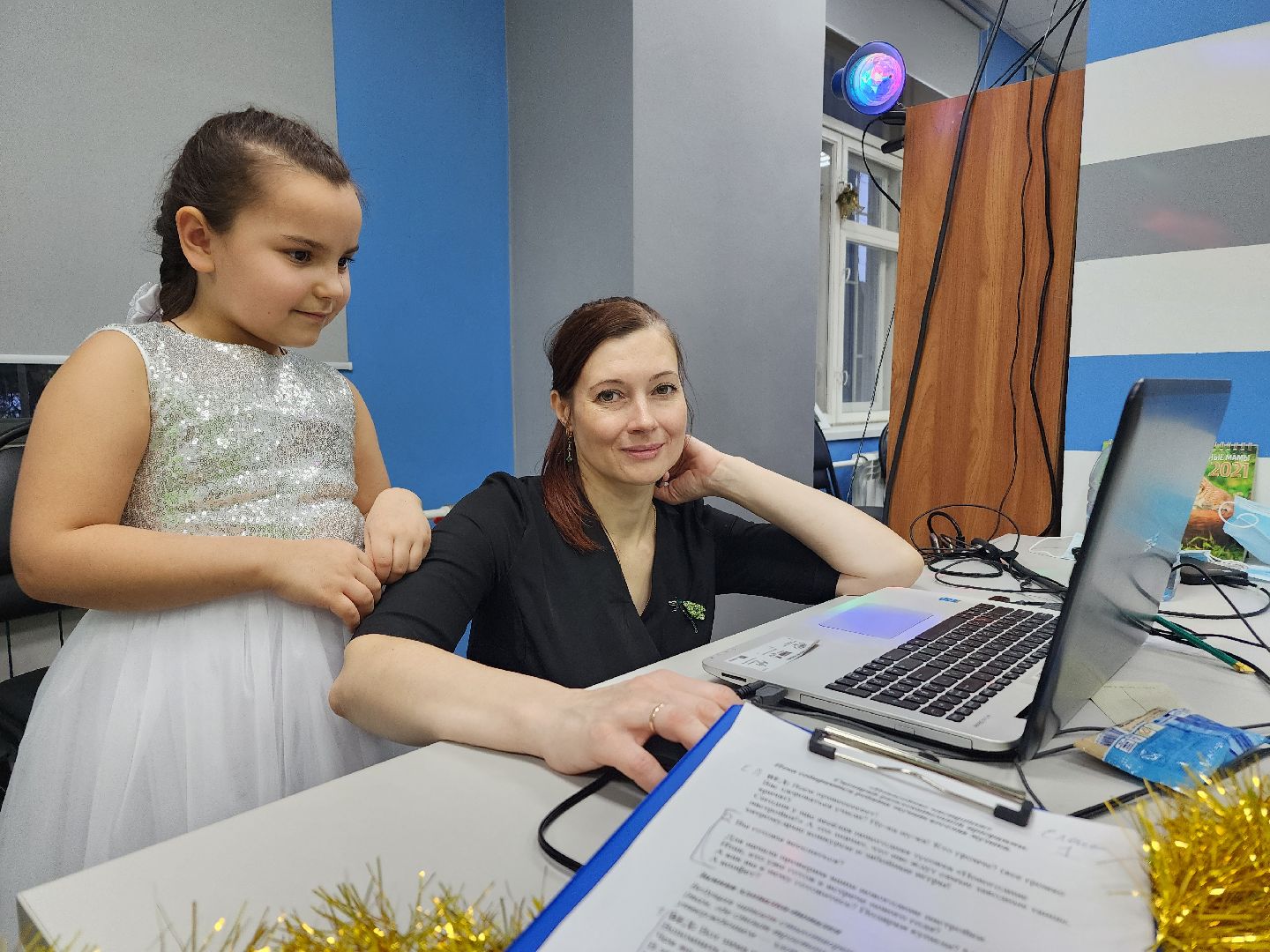 Карнавал, ёлка, Праздник, Библиотека,