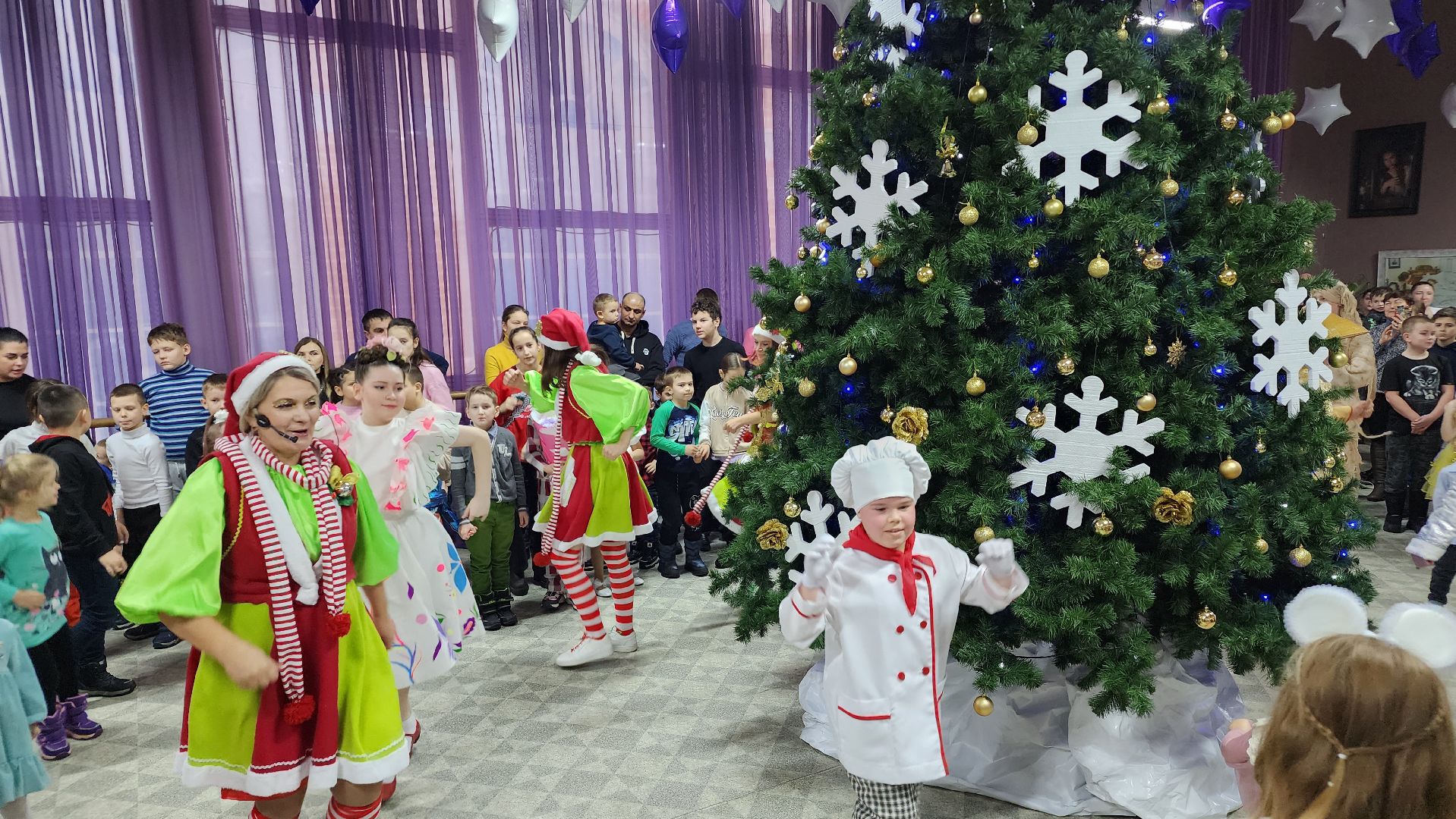 новый год, новогодний спектакль, елка главы, дети, Лосино-Петровский,