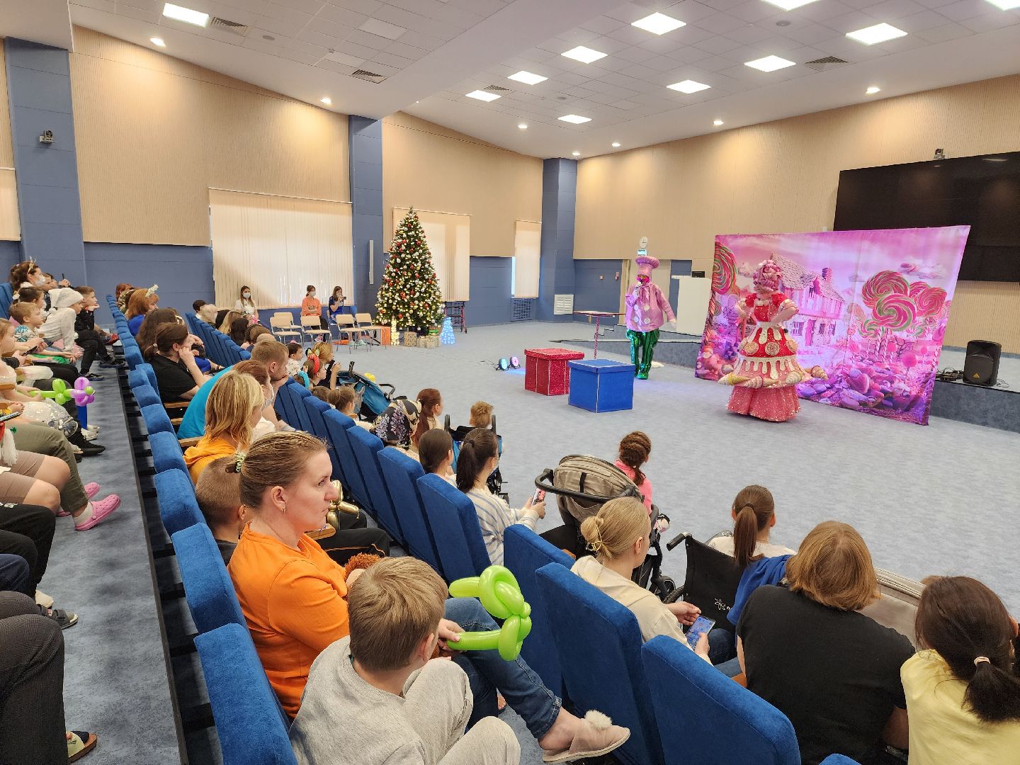 Подольск, благотворительность, медицина, дети, десант дедов морозов, всероссийская акция,