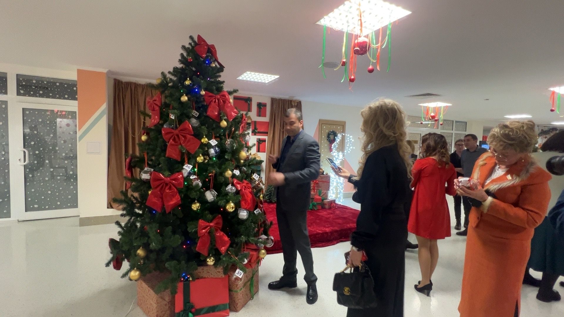 Солнечногорск, всероссийская акция, елка желаний, дети, семьи военнослужащих, подарки,