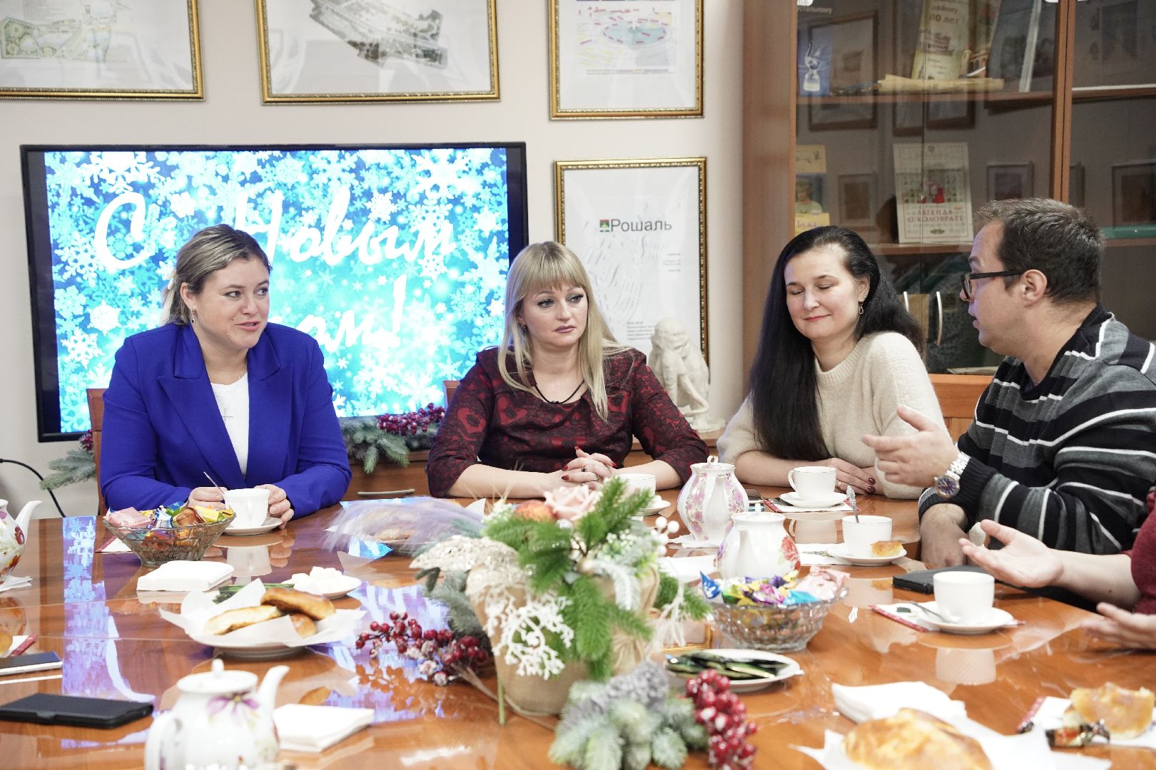 многодетные семьи, многомама, Рошаль, Большая Шатура, елка главы, подарки,