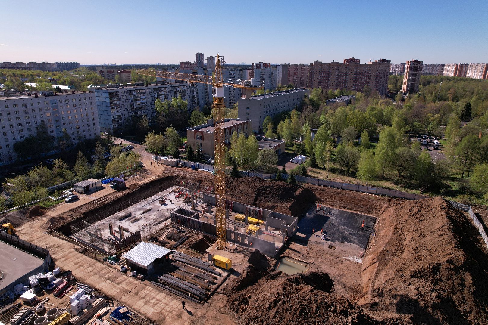 видео с коптера, строительство, поликлиника, лобня,