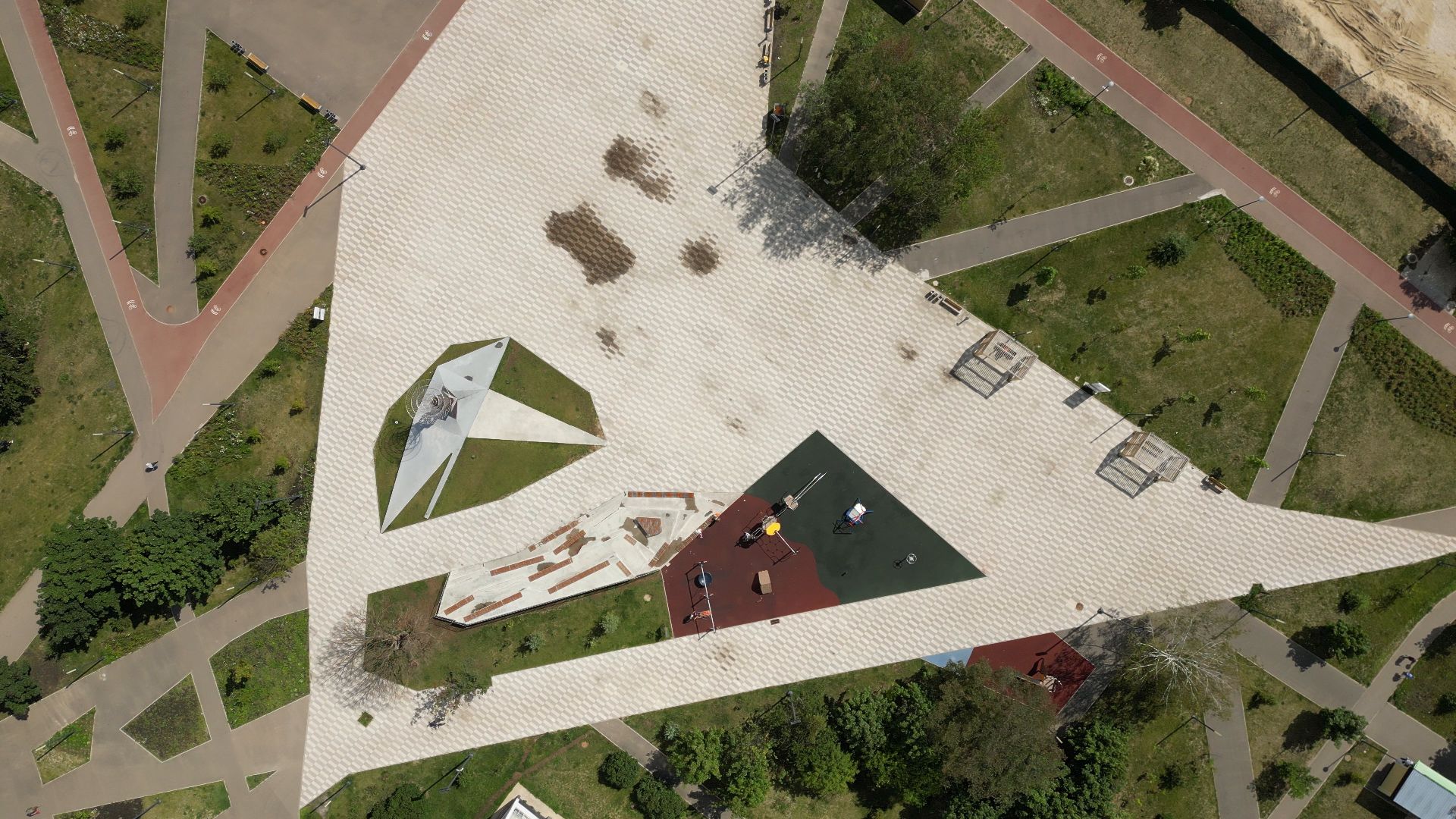 видео с коптера, черноголовка, благоустройство, сквер,