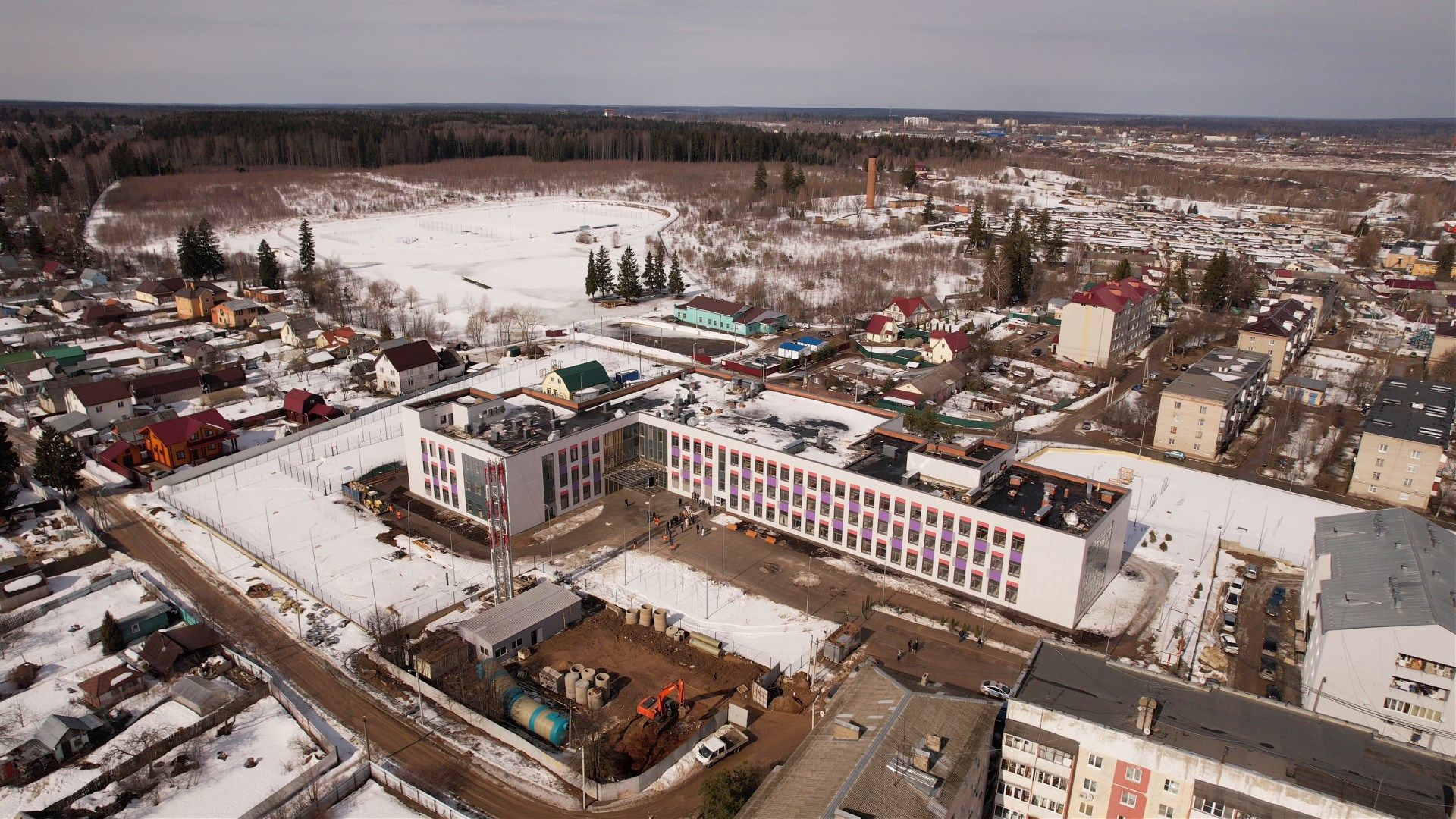 видео с коптера, руза, строительство, школа,