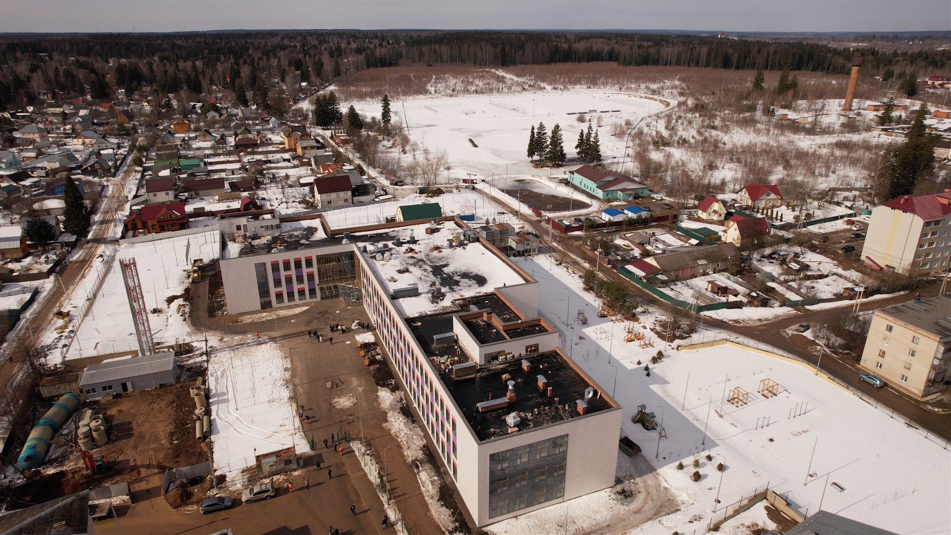 видео с коптера, руза, строительство, школа,
