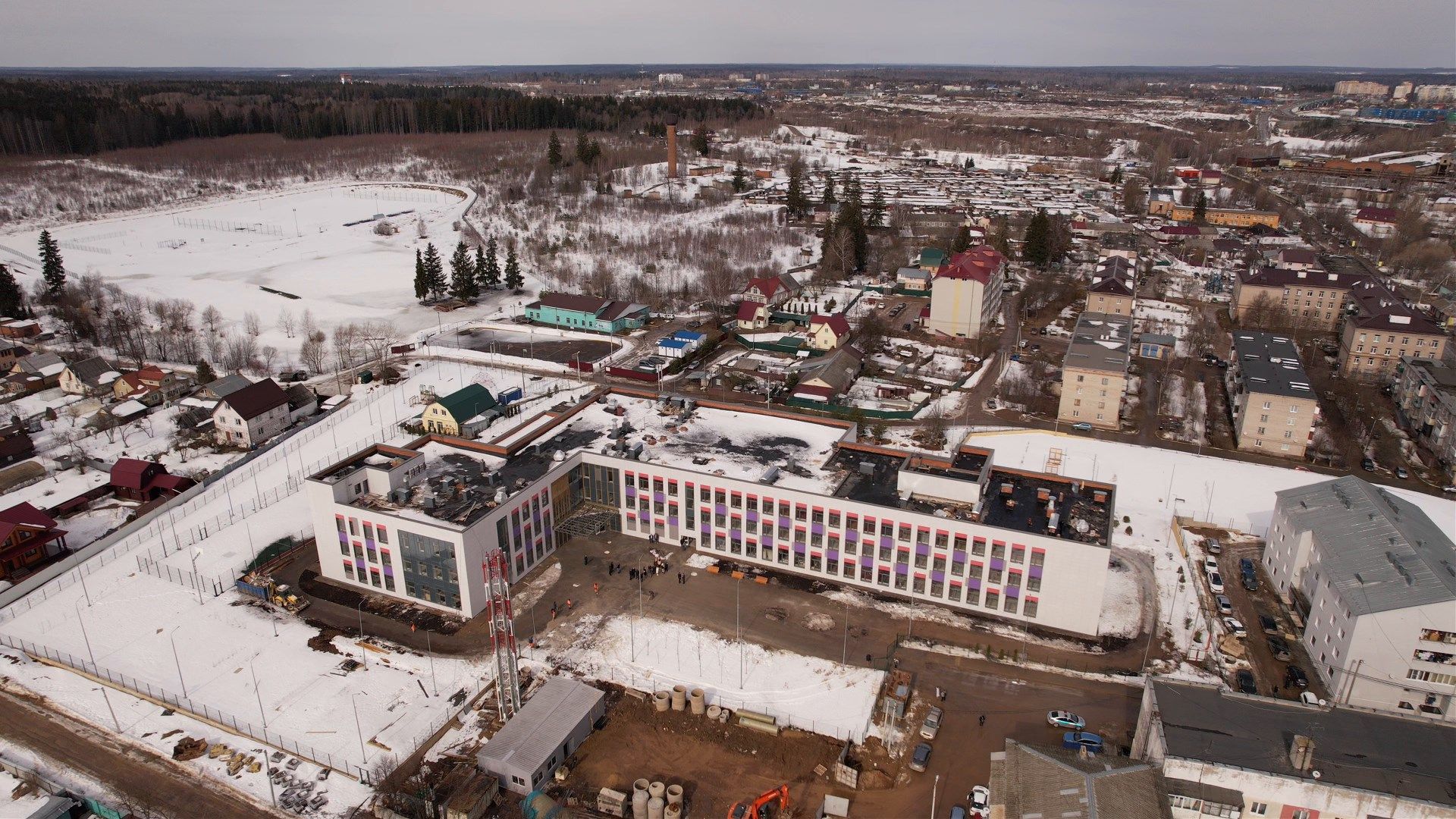 видео с коптера, руза, строительство, школа,
