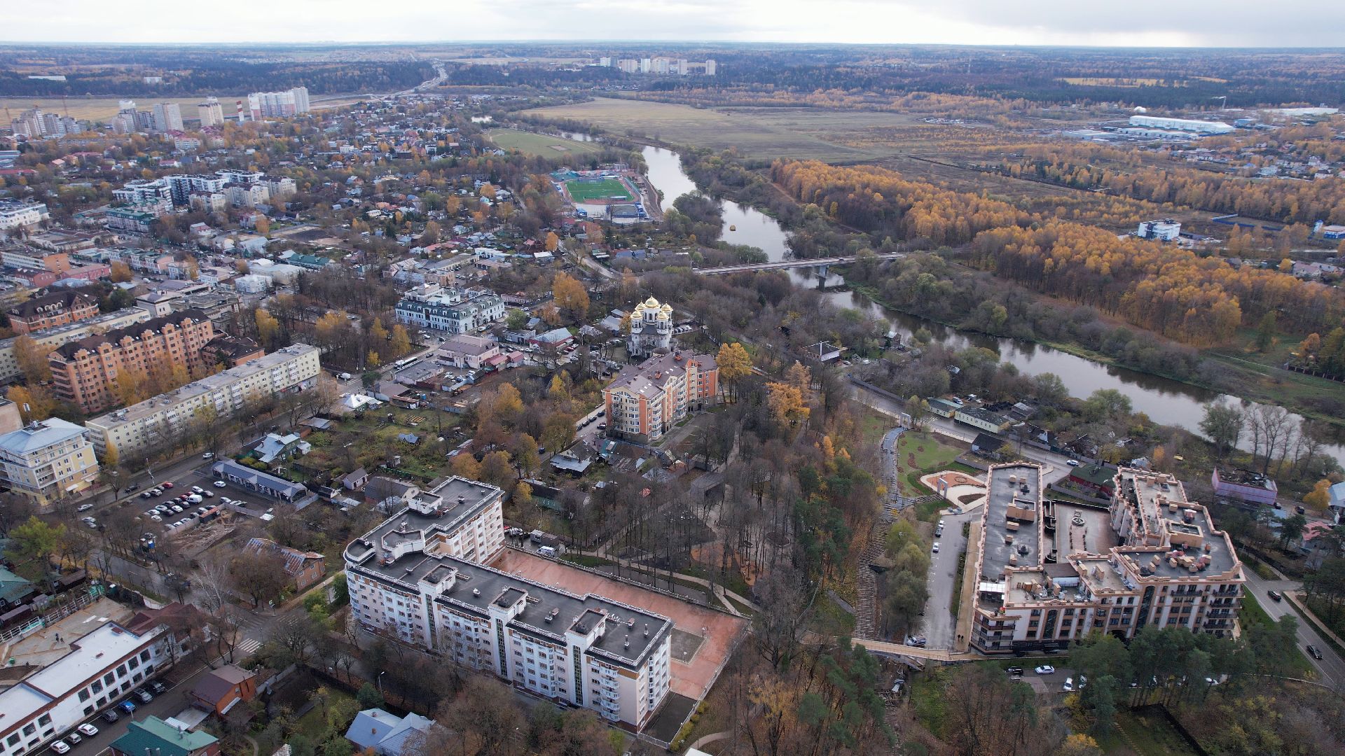 видео с коптера, звенигород, благоустройство, парки,