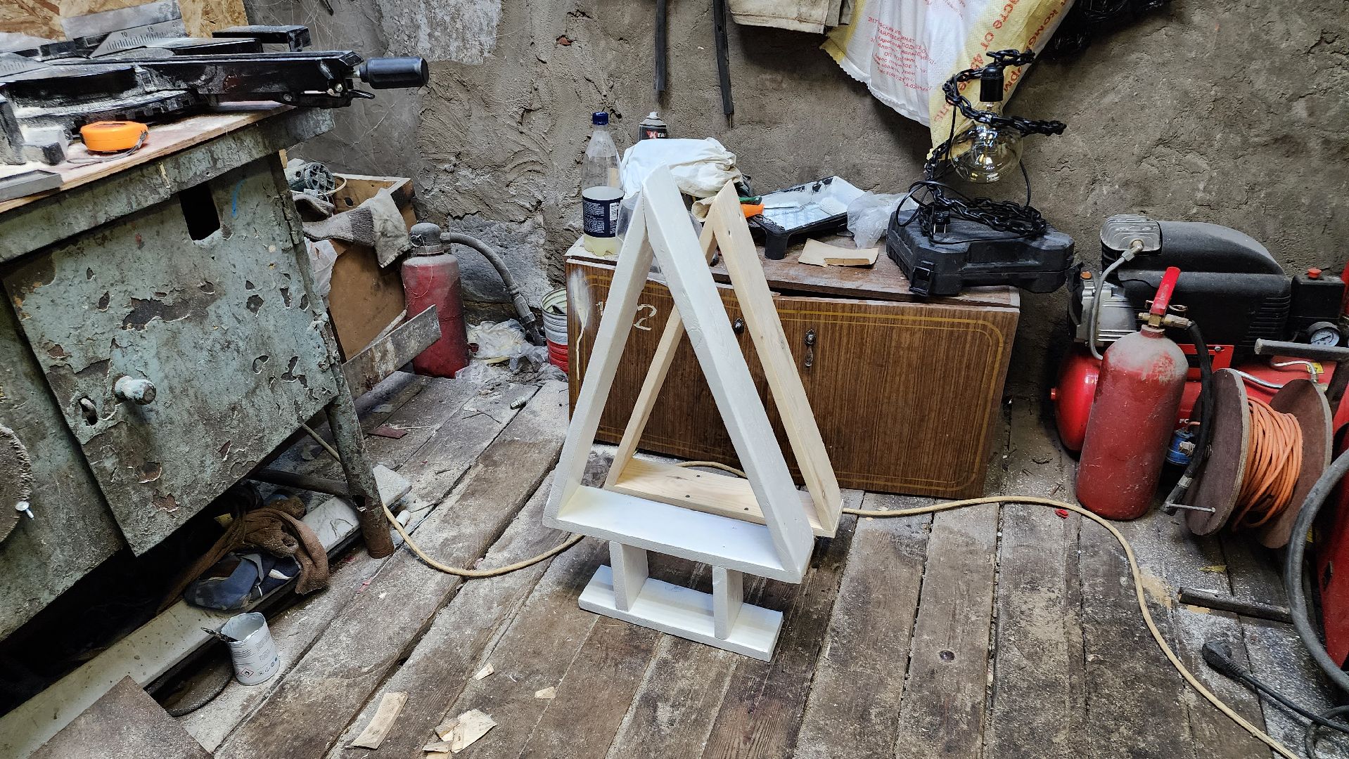 кашира, новогодняя елка, украшение, лофт, против кошек, елочные игрушки, гирлянды,