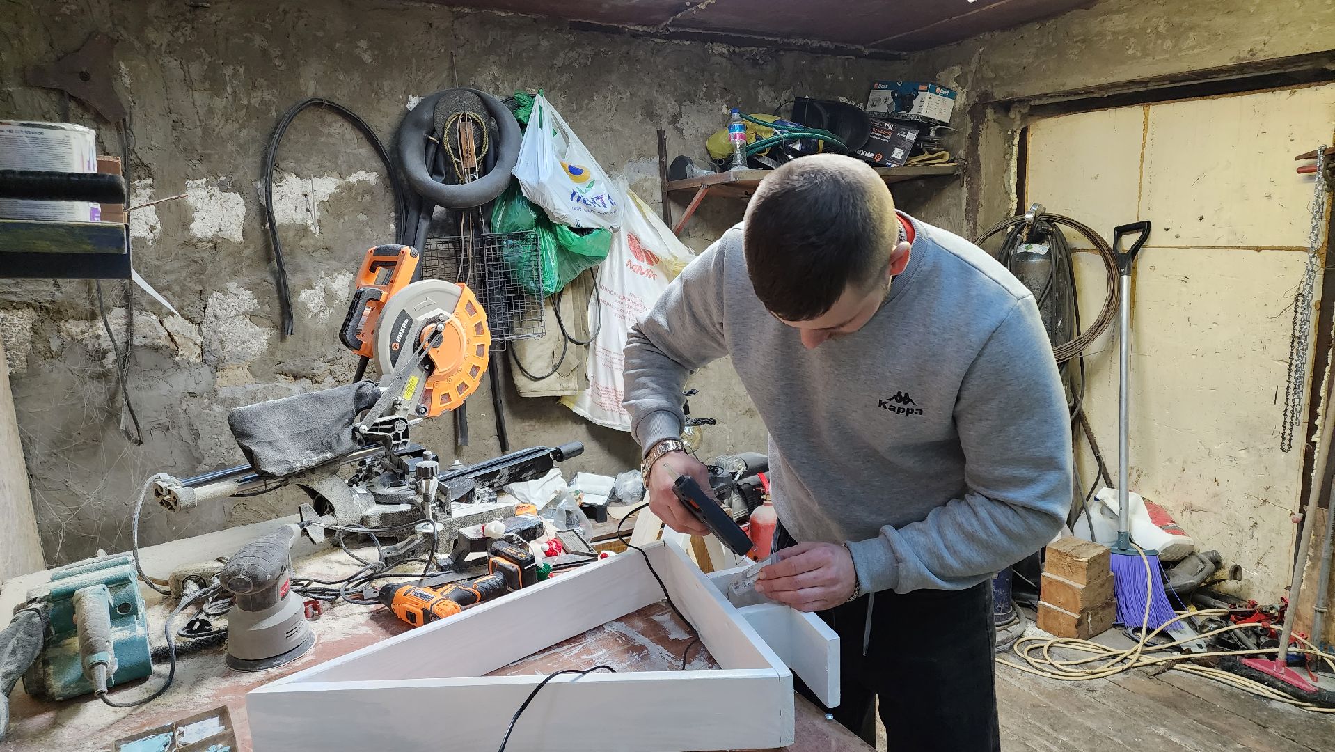 кашира, новогодняя елка, украшение, лофт, против кошек, елочные игрушки, гирлянды,