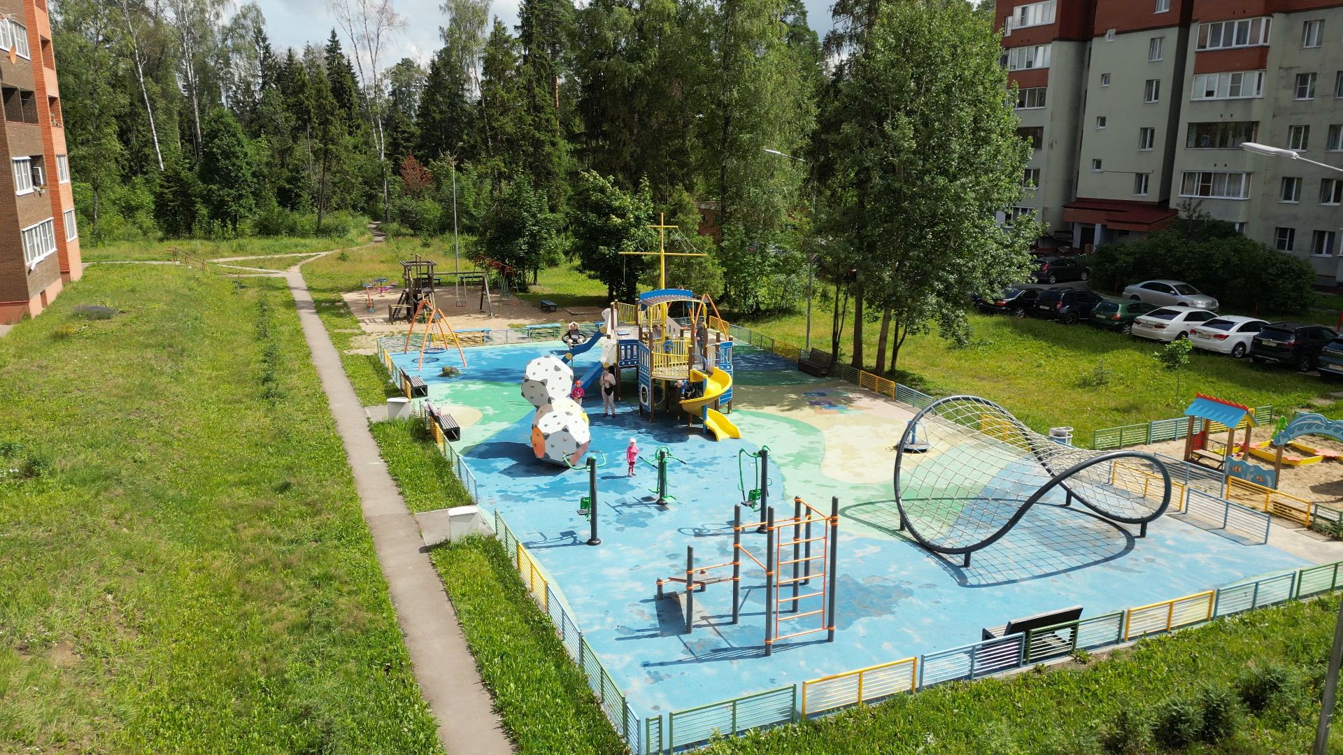 видео с коптера, черноголовка, благоустройство, детские площадки, строительство,