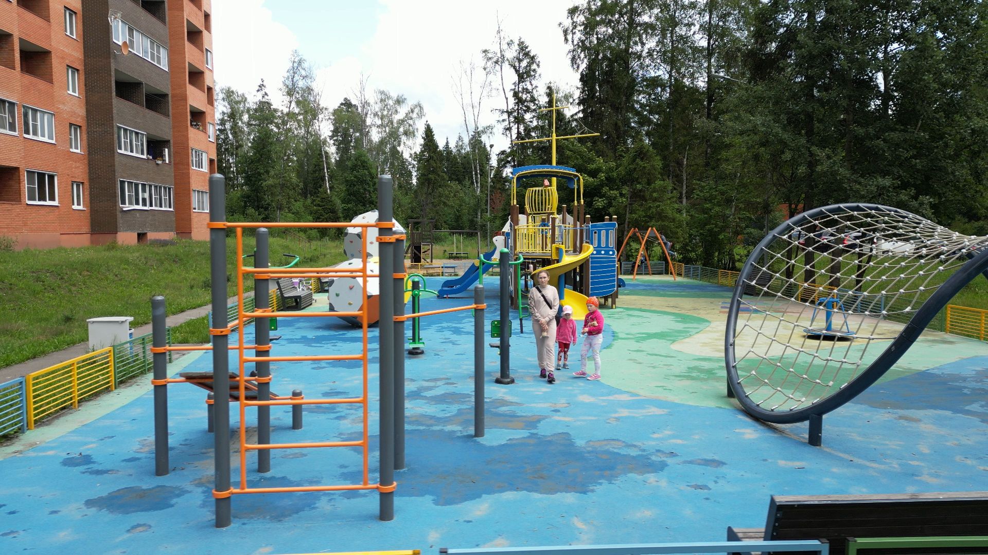 видео с коптера, черноголовка, благоустройство, детские площадки, строительство,