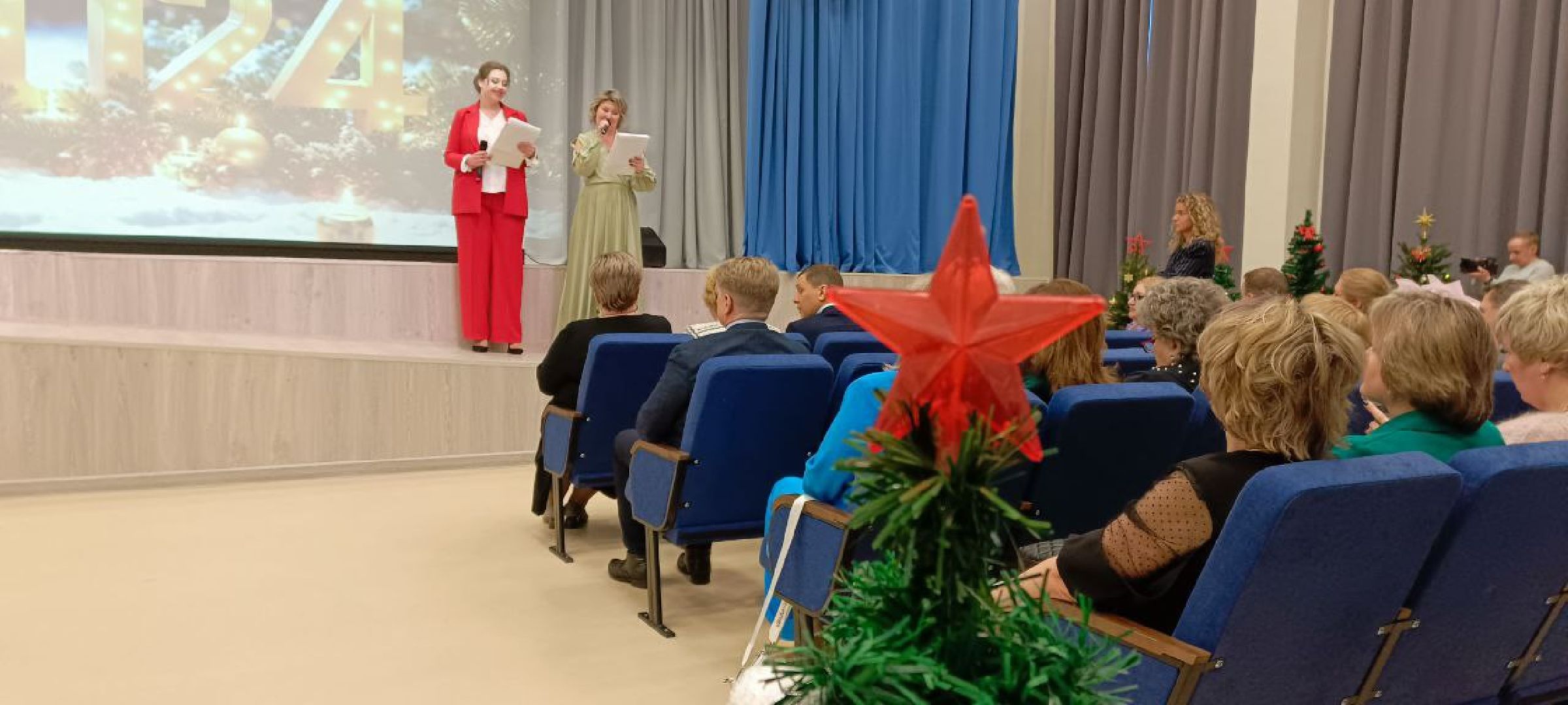 Дмитров, Школа в Озерецком, Гимназия Дмитров, Гимназия Логос, Минобразования,