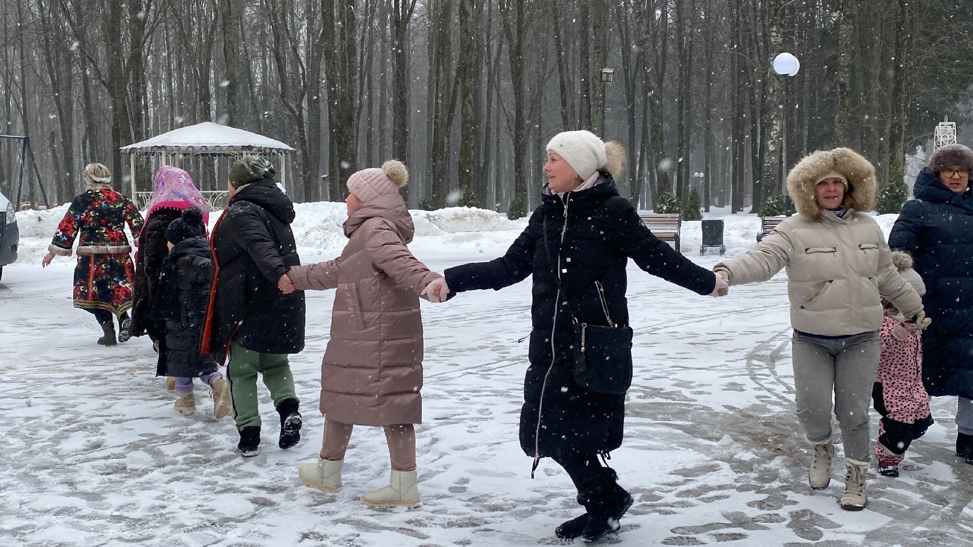 волоколамск, парк, новый год, 2024, 2024 год, праздник, праздники, праздничная программа, праздничное настроение, зима в подмосковье,