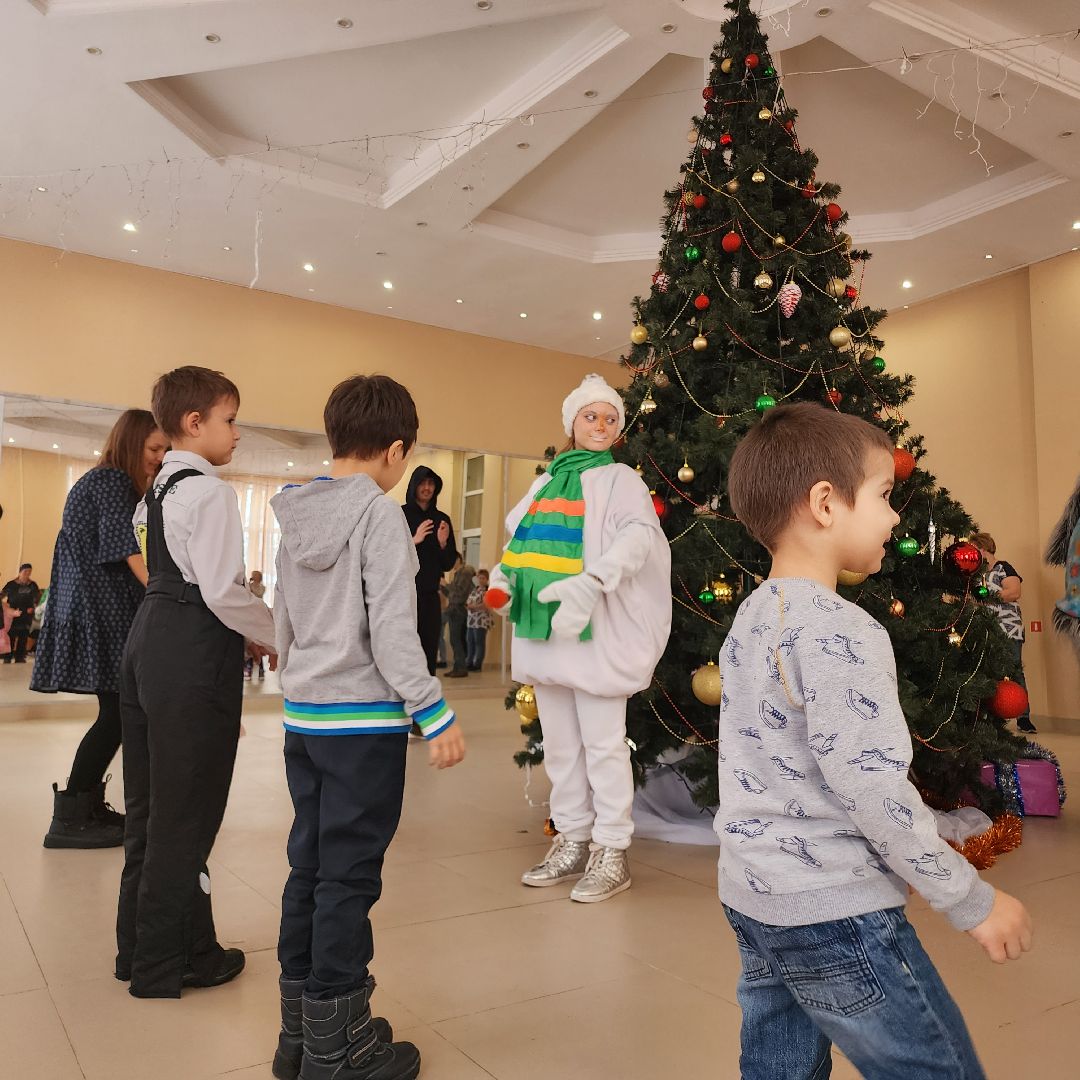 новогоднее представление, Егорьевск, Подмосковье, Московская область, благотворительная елка,