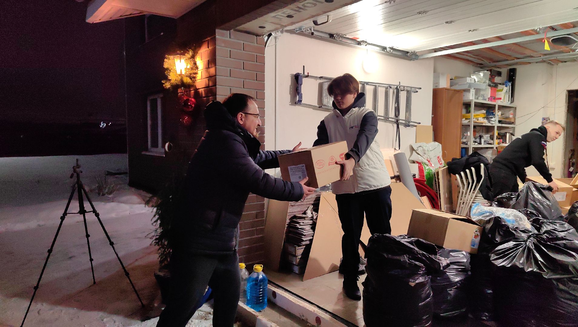 Гуманитарная помощь, ЛНР, СВО, Благотворительность, новогодние подарки,