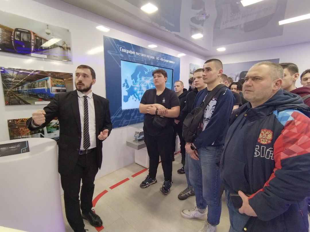 Трансмашхолдинг, Метровагонмаш, завод, студенты, колледж