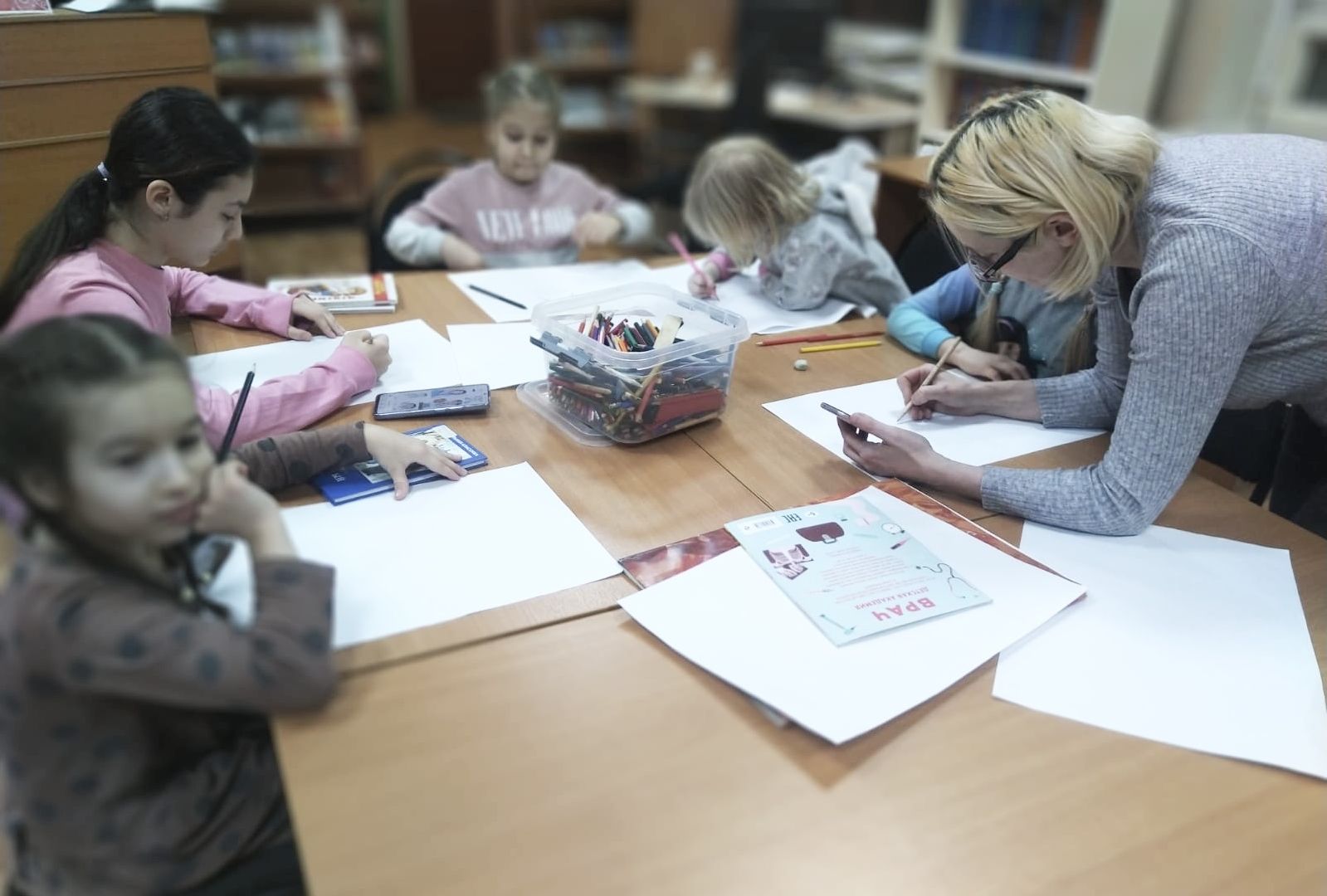 Балашиха, Подмосковье, Новый год, мама почитай мне а я нарисую, приключения в библиотеке,