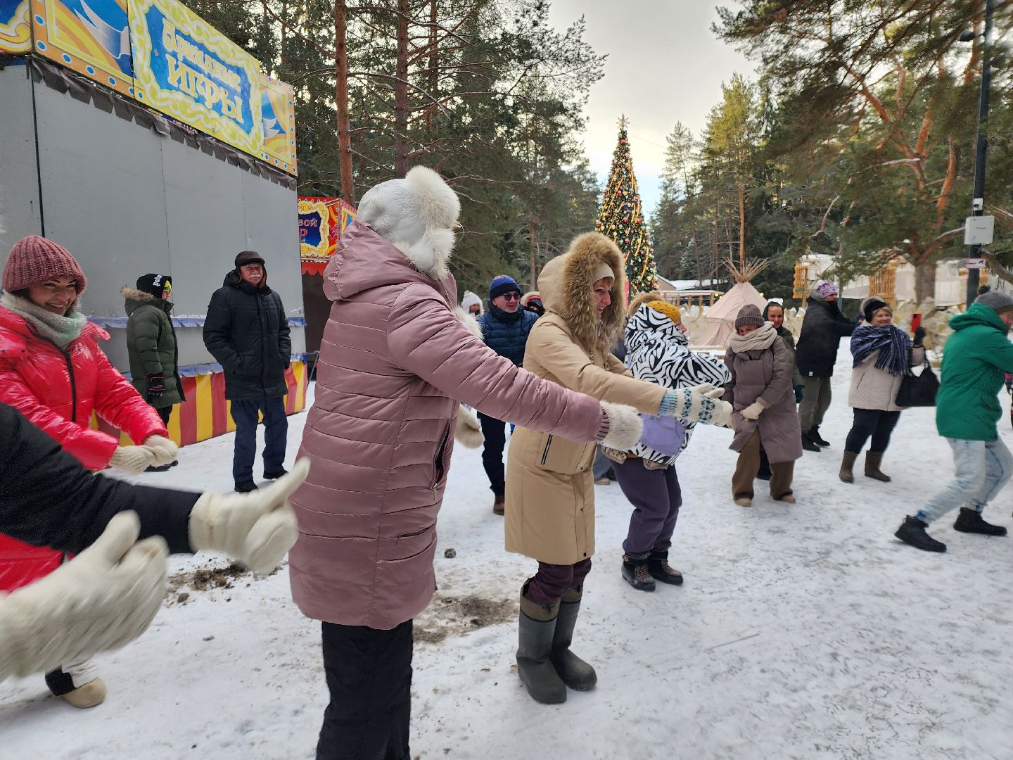 зима в подмосковье, парки подмосковья, фестиваль,
