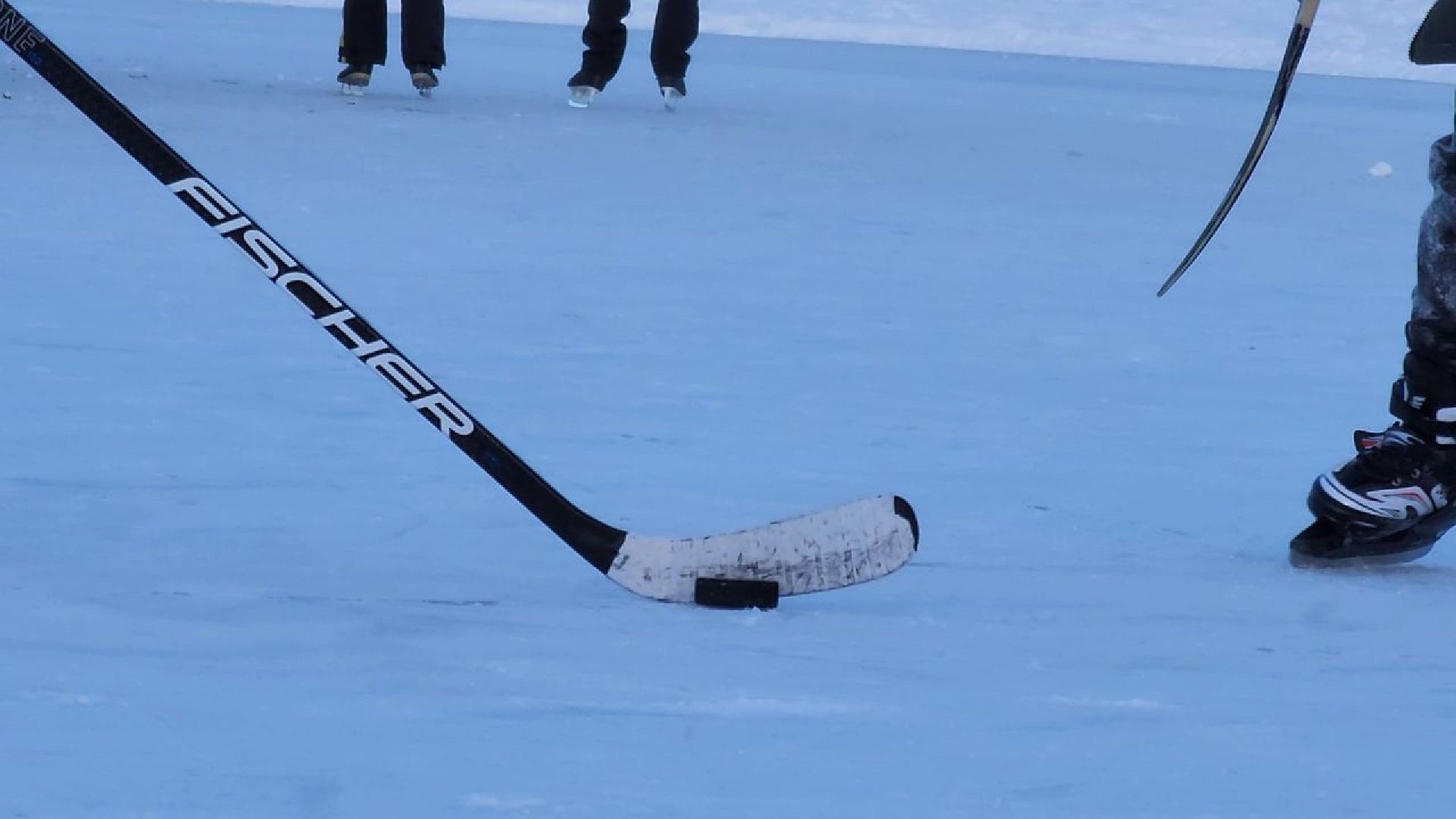 Одинцово, пруд, коньки, зима в подмосковье,