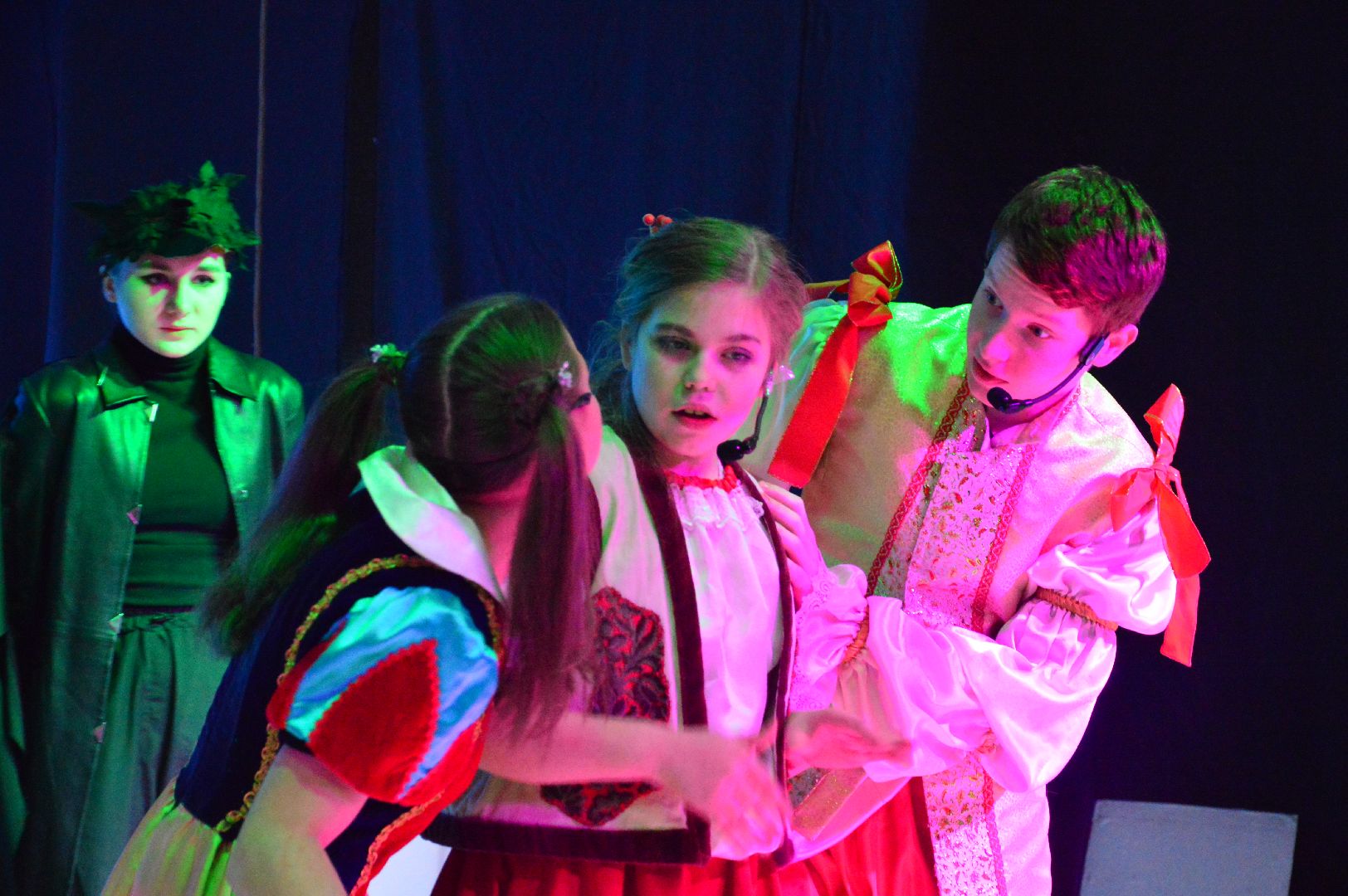 шатура, городской дом культуры, городской округ культура, городской округ люди, спектакль, сцена, рождество, нариманова, дорога в рождество, 2024, новый год,