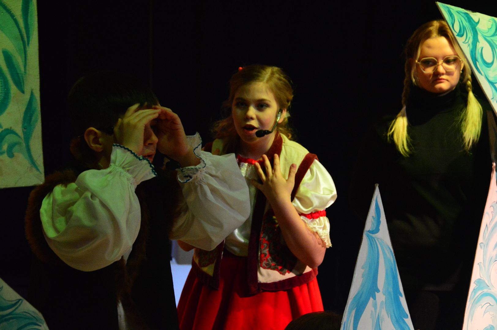 шатура, городской дом культуры, городской округ культура, городской округ люди, спектакль, сцена, рождество, нариманова, дорога в рождество, 2024, новый год,