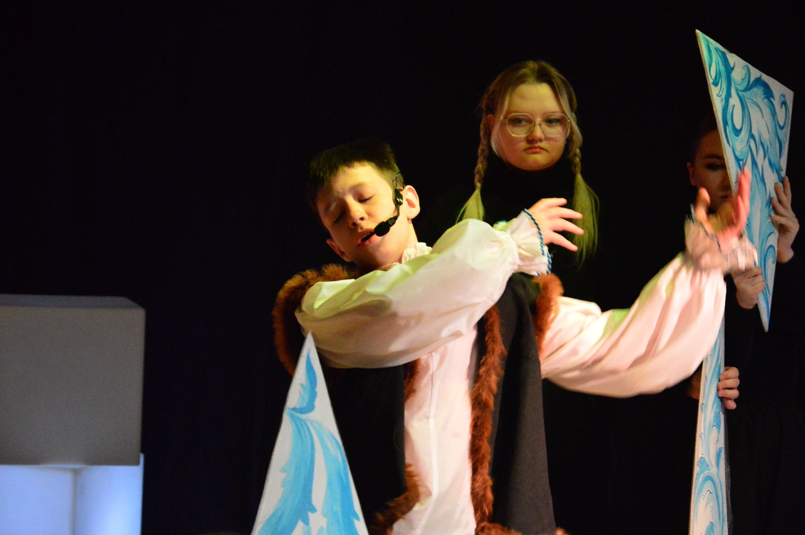 шатура, городской дом культуры, городской округ культура, городской округ люди, спектакль, сцена, рождество, нариманова, дорога в рождество, 2024, новый год,