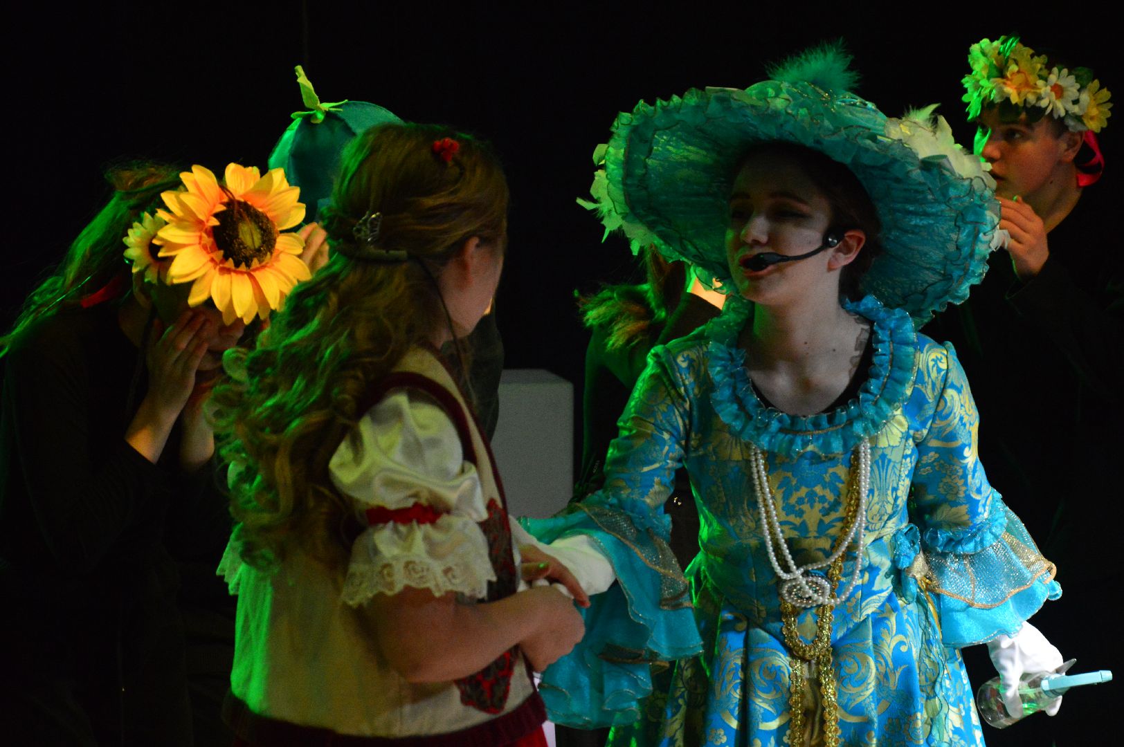 шатура, городской дом культуры, городской округ культура, городской округ люди, спектакль, сцена, рождество, нариманова, дорога в рождество, 2024, новый год,