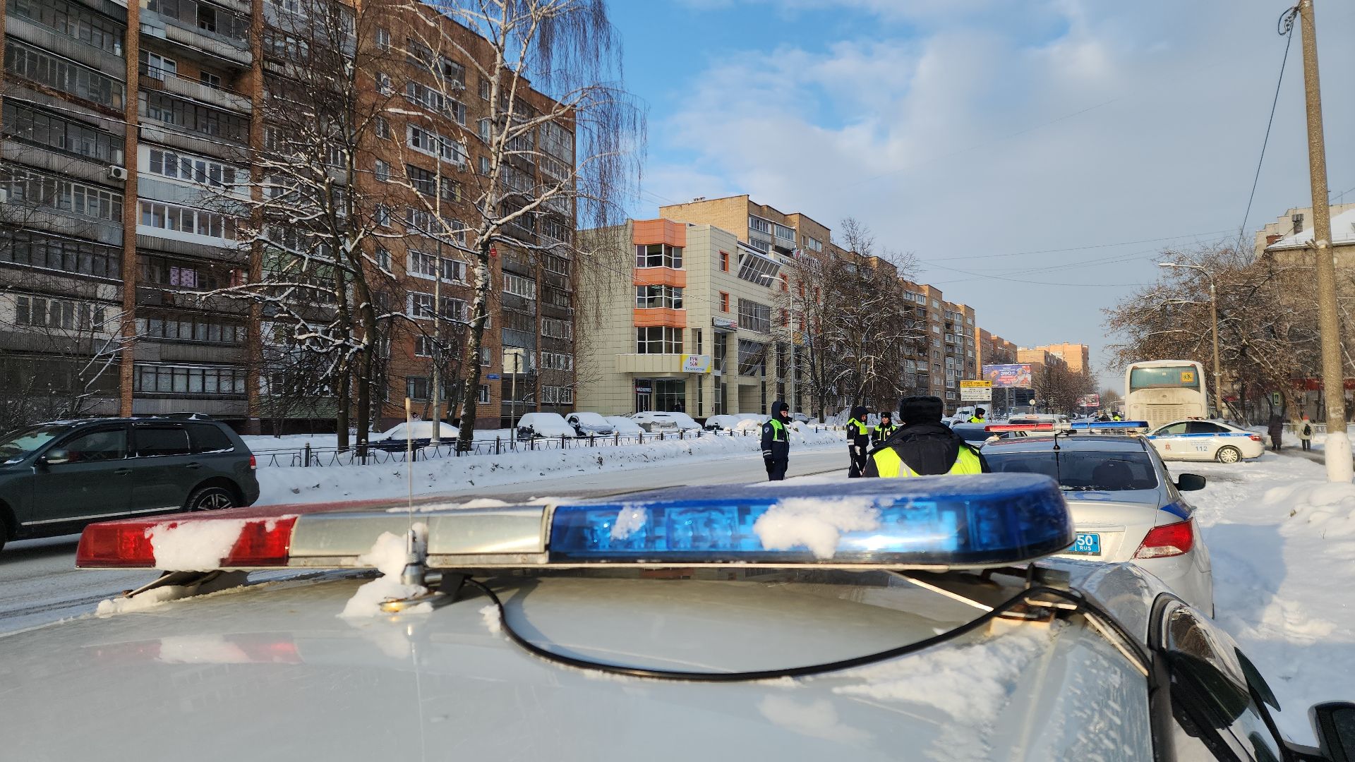 гибдд, электросталь, мой город, безопасность детей, безопасность дорожного движения, безопасность на дорогах, госавтоинспекция, госавтоинспекторы, акция, детское кресло,