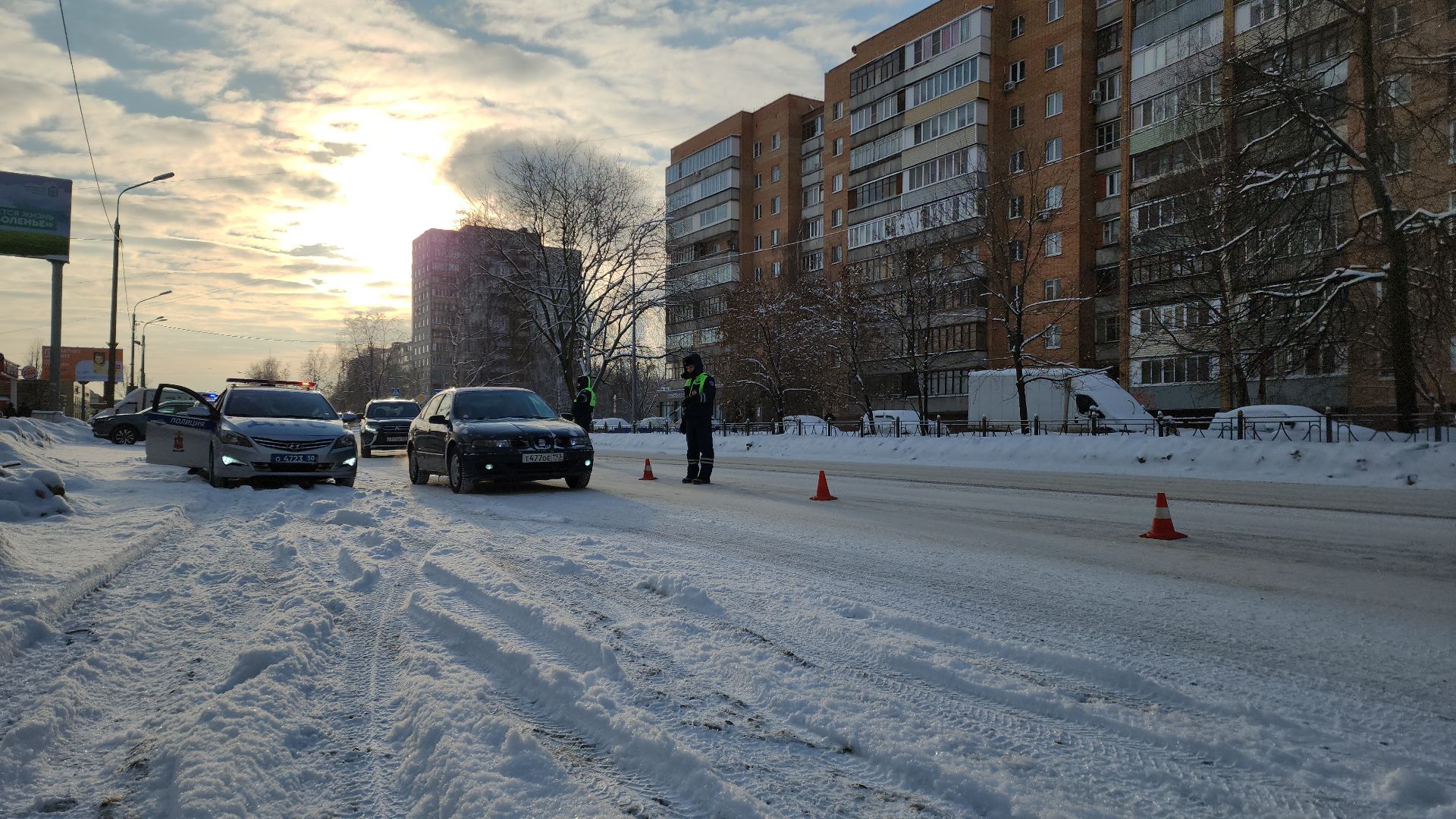 гибдд, электросталь, мой город, безопасность детей, безопасность дорожного движения, безопасность на дорогах, госавтоинспекция, госавтоинспекторы, акция, детское кресло,
