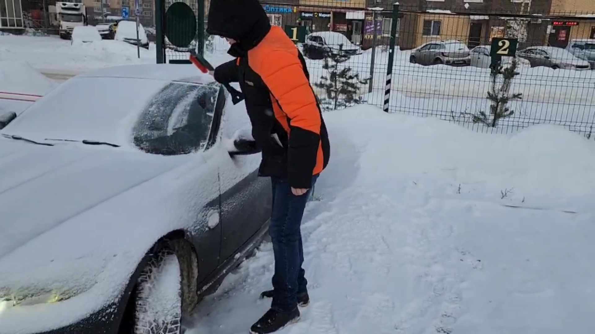 Реутов, снегопад, уборка снега, дворник, техника,