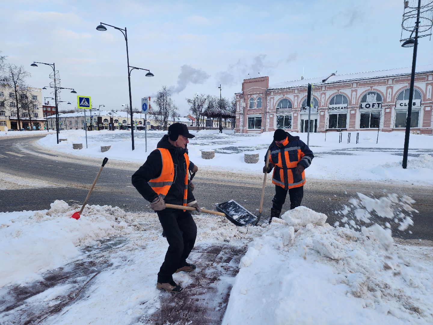 серпухов, подмосковье, уборка снега, площадь ленина,