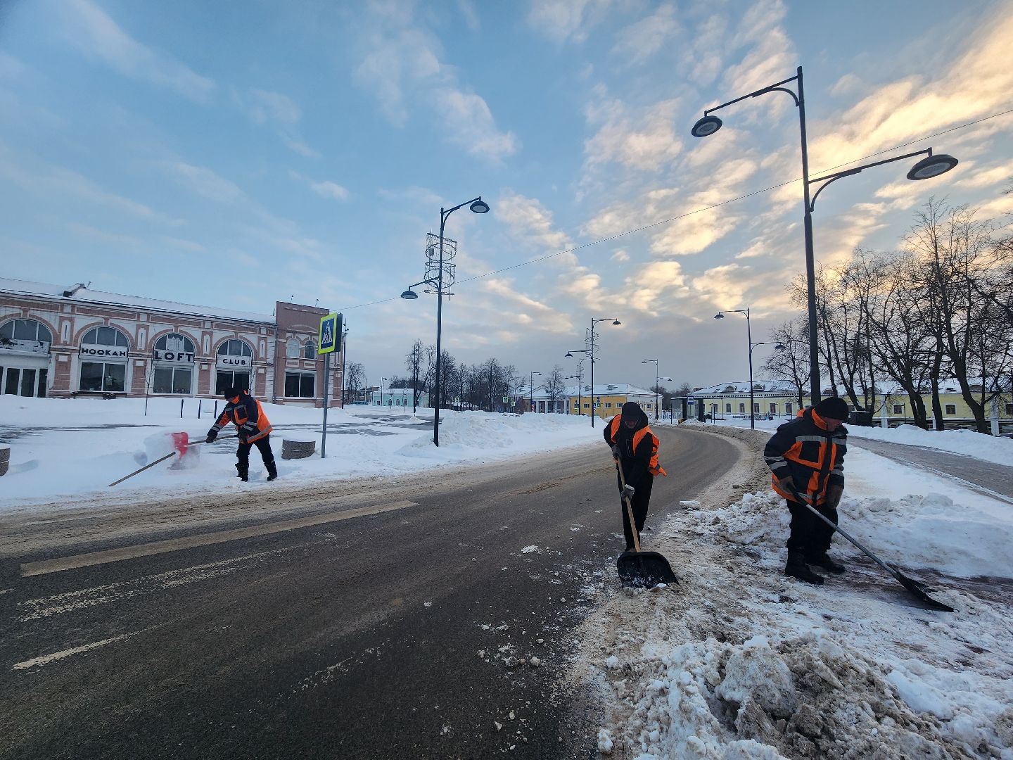 серпухов, подмосковье, уборка снега, площадь ленина,