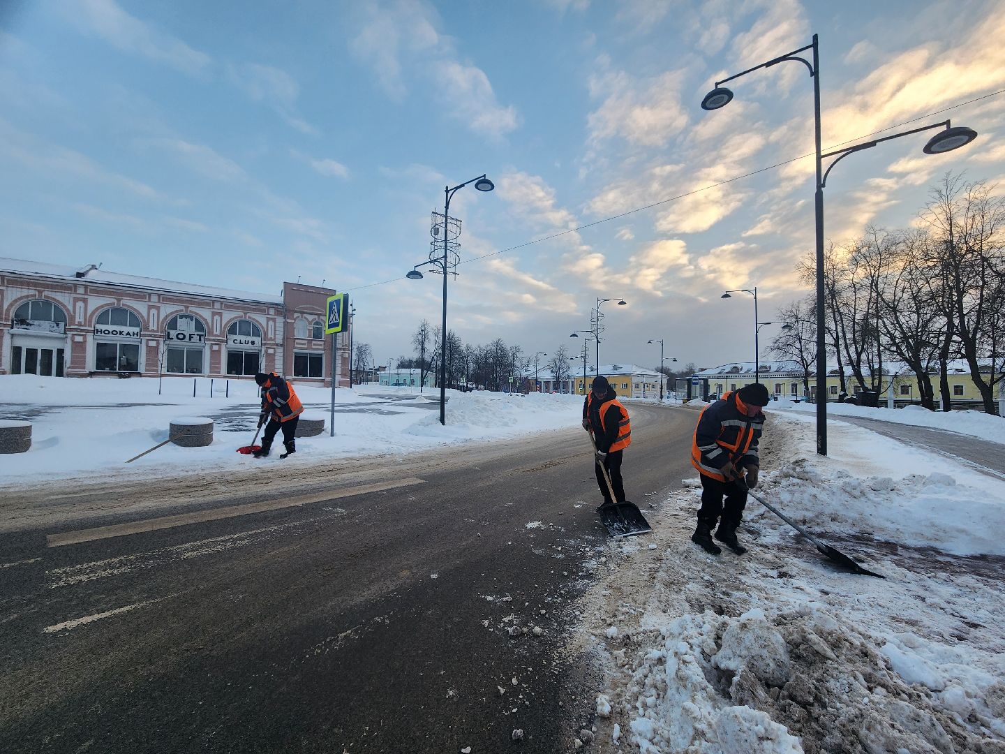 серпухов, подмосковье, убирают снег, комбинат благоустройства,