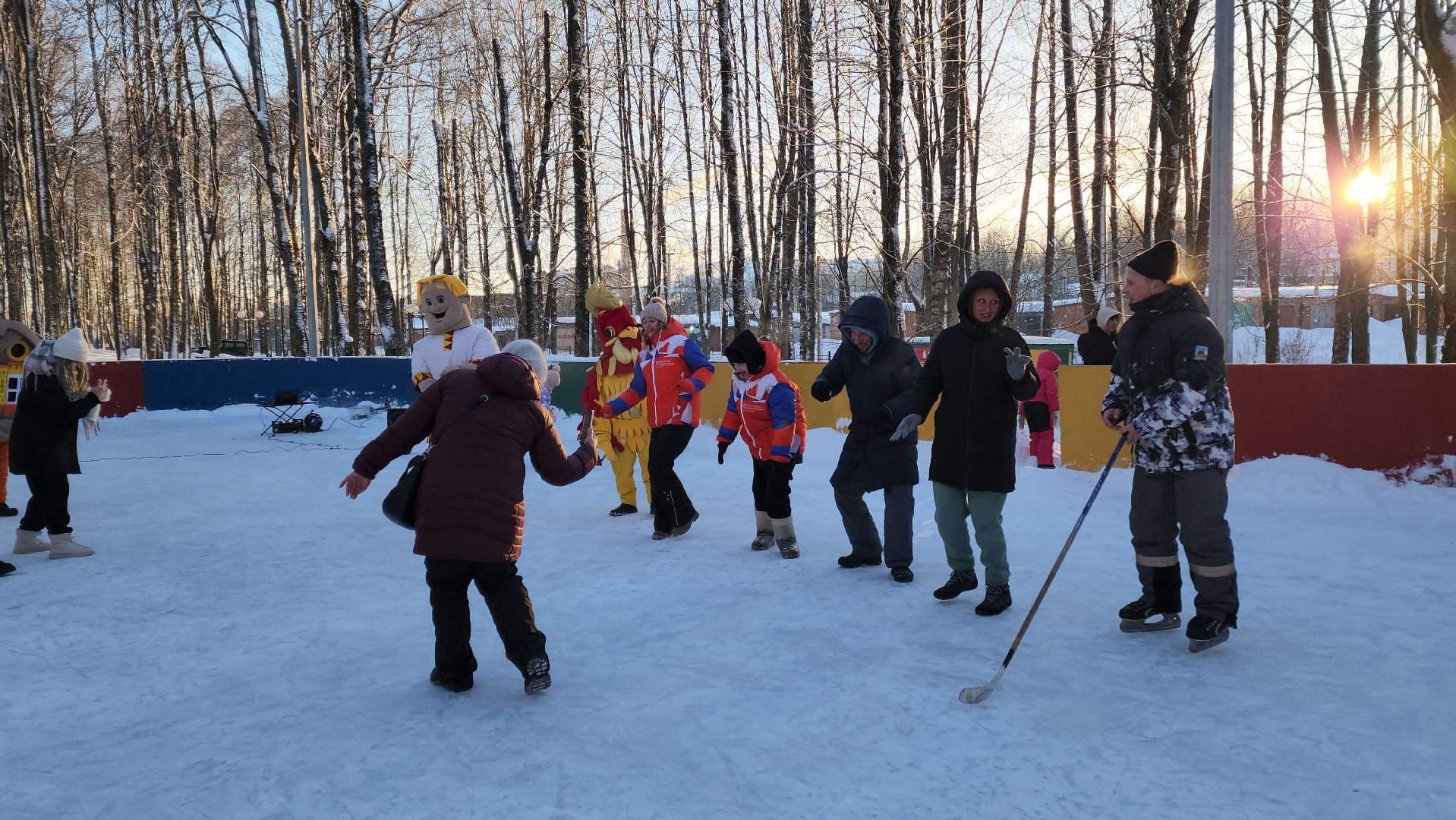 Волоколамск, парк, парки подмосковья, зима в подмосковье, дискотека, мандарины, дети, детская музыка,