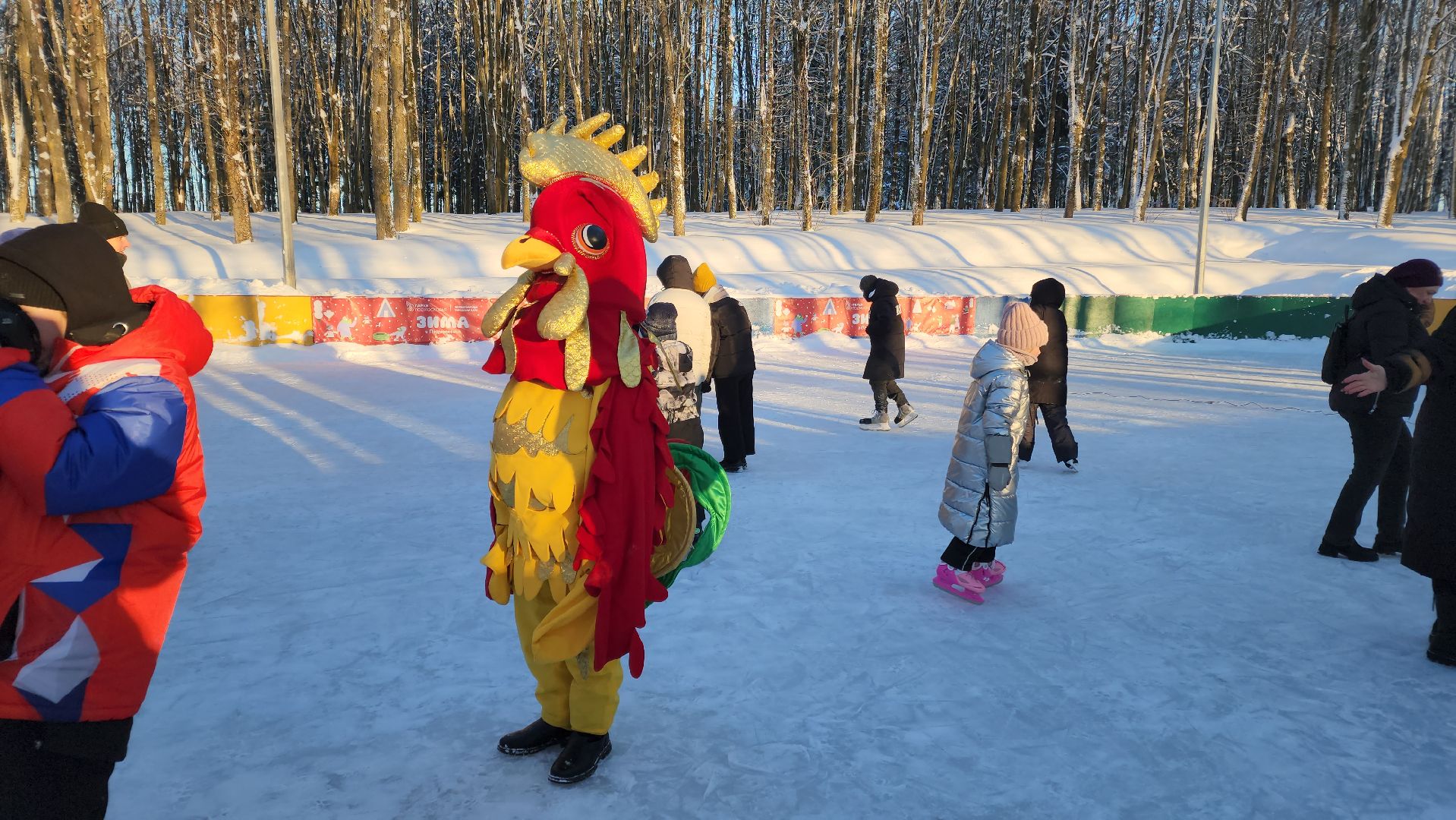 Волоколамск, парк, парки подмосковья, зима в подмосковье, дискотека, мандарины, дети, детская музыка,