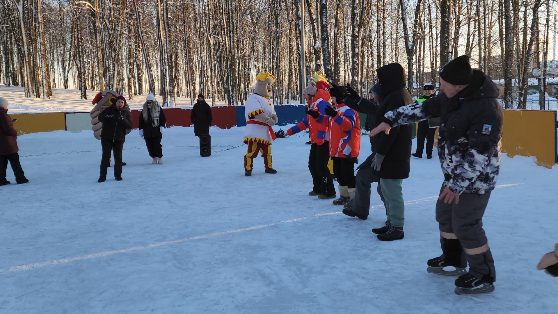Волоколамск, парк, парки подмосковья, зима в подмосковье, дискотека, мандарины, дети, детская музыка,