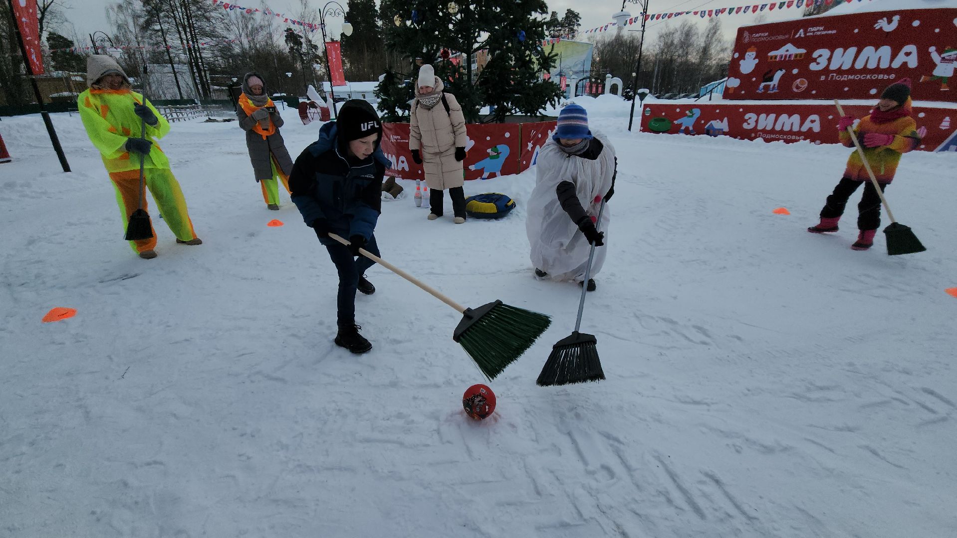 шатура, городской округ люди, городские парки, парки подмосковья, метлобол, юмор, приколы,