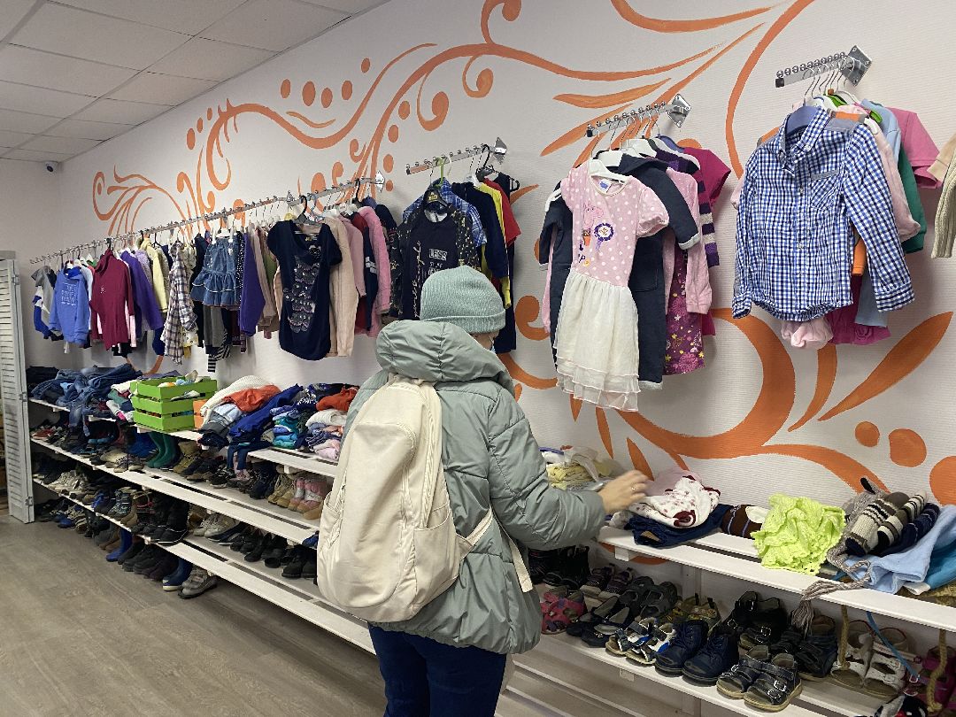 Краснознаменск, благотворительный проект, Добрый шкаф, помощь, Мария Волошина, Олег Рожнов