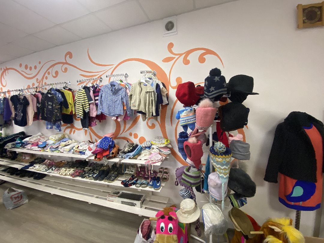 Краснознаменск, благотворительный проект, Добрый шкаф, помощь, Мария Волошина, Олег Рожнов