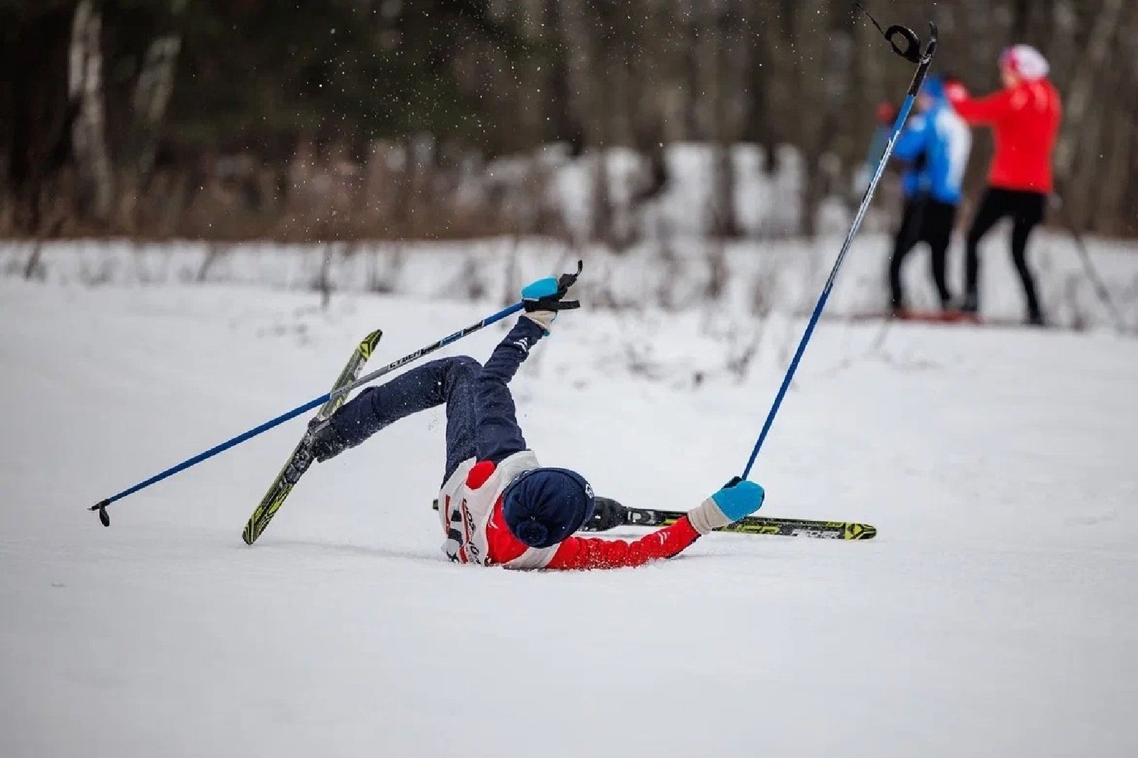 домодедово, подмоксовье, зима в парках, зима в подмосковье, Зима 2024, лыжная трасса, Парки Домодедово, городской лес, Тренер по лыжам, лыжный спорт, лыжи, прокат лыж,